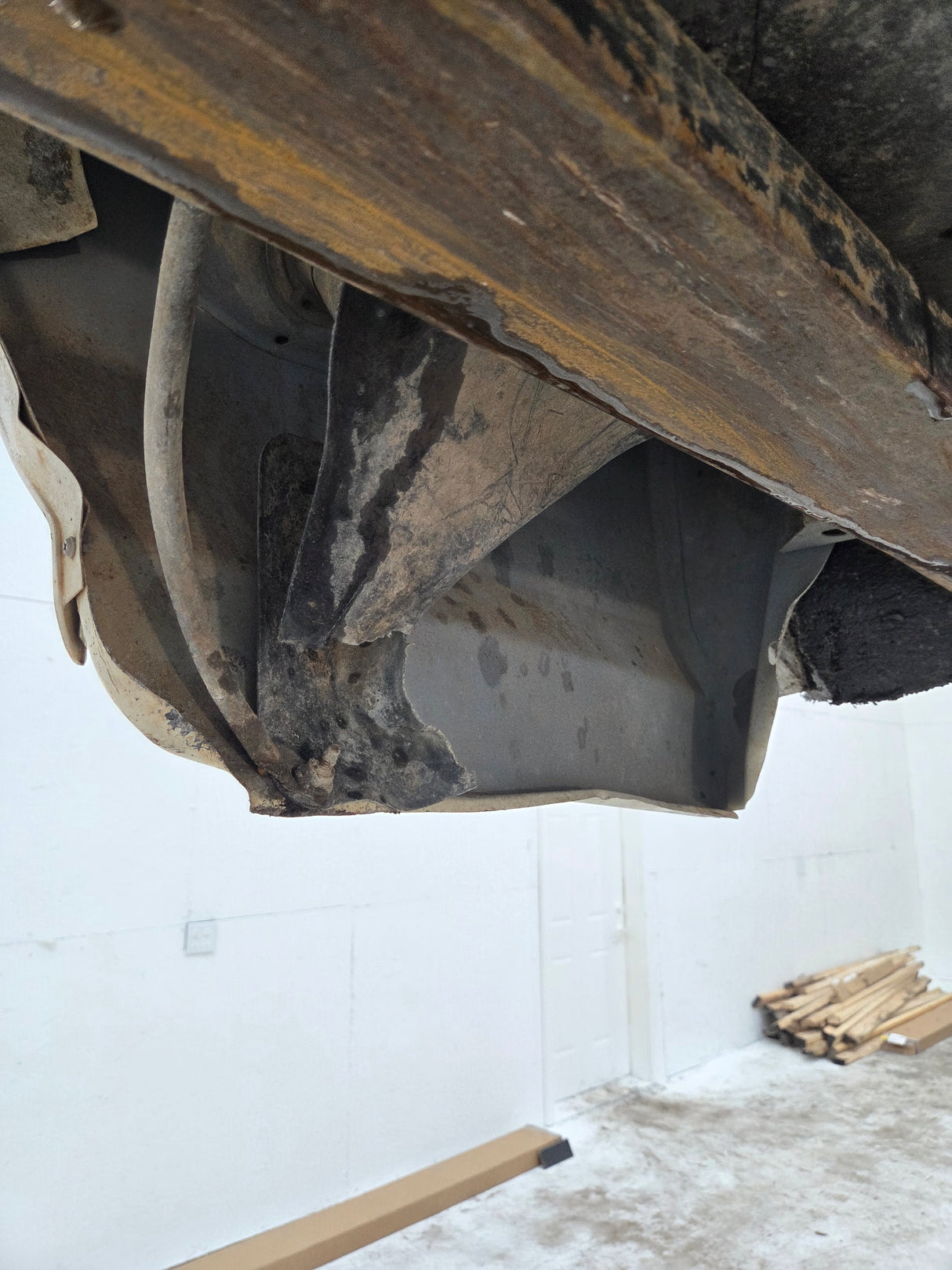 1987-1997 Ford F150 F250 F350 OBS 6' 9" Short Truck Bed