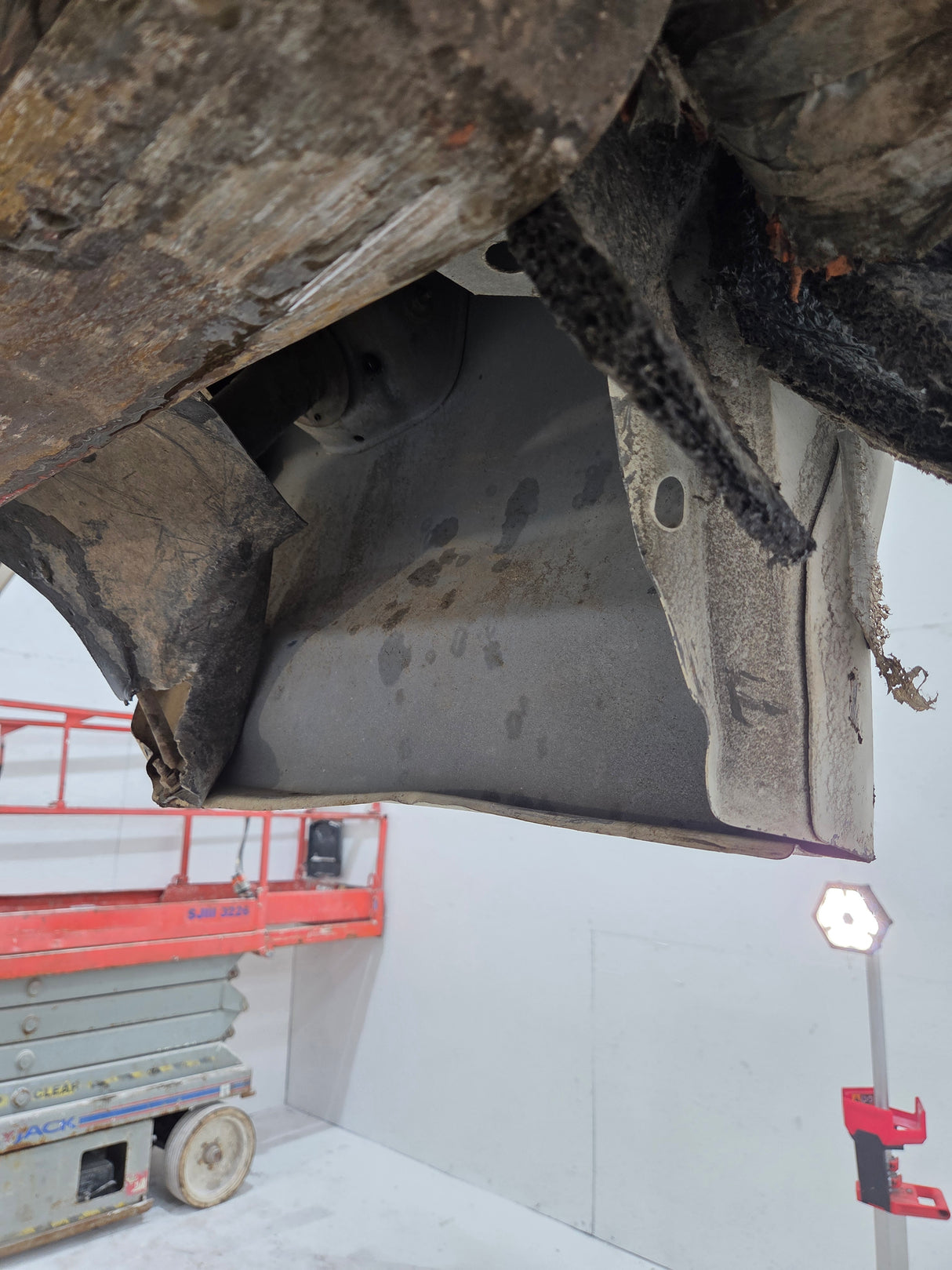 1987-1997 Ford F150 F250 F350 OBS 6' 9" Short Truck Bed