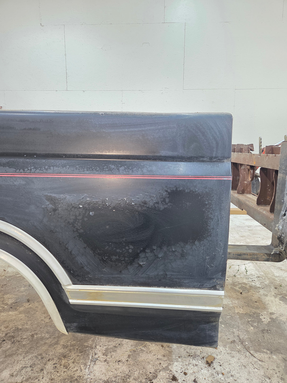 1980-1986 Ford F100 F150 F250 F350 6' 9" Short Bed