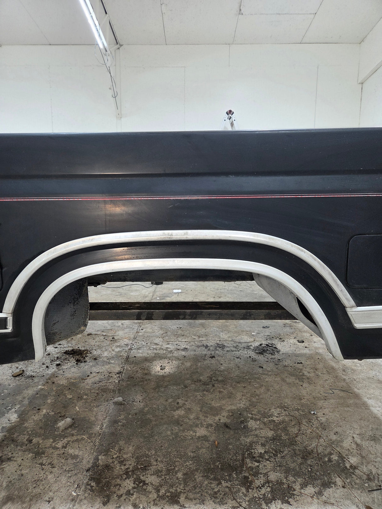 1980-1986 Ford F100 F150 F250 F350 6' 9" Short Bed