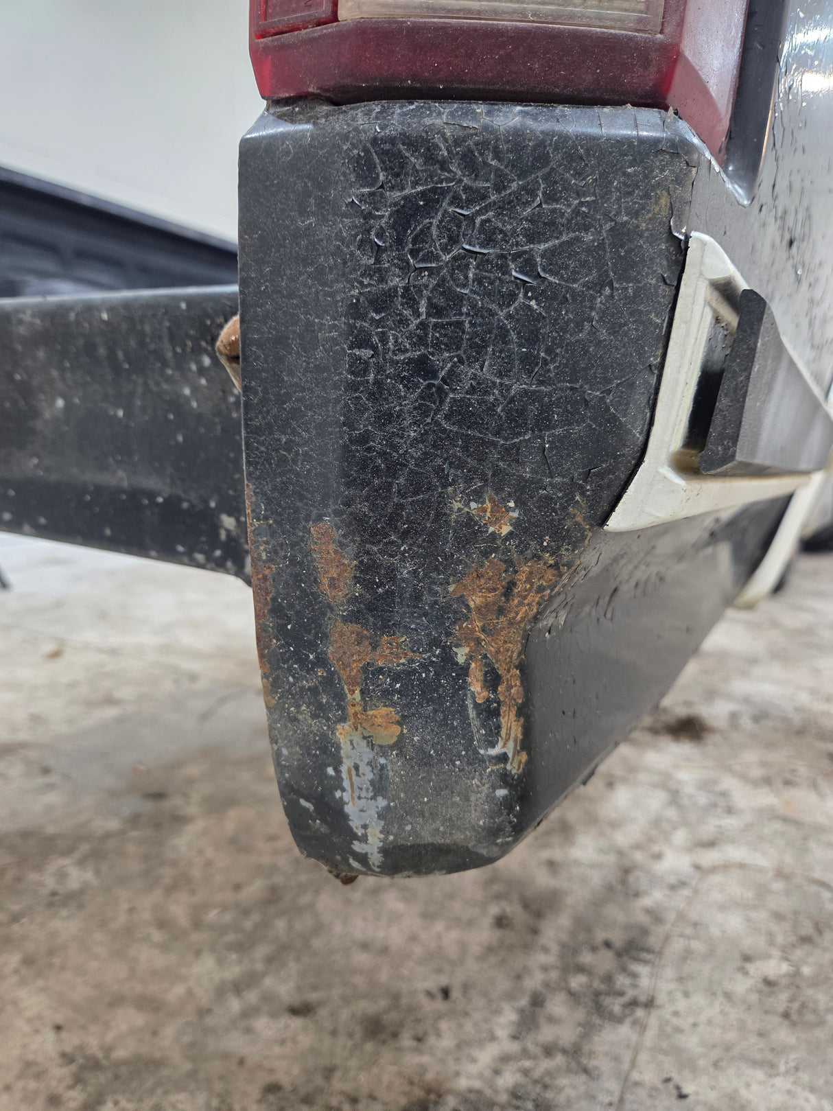 1980-1986 Ford F100 F150 F250 F350 6' 9" Short Bed