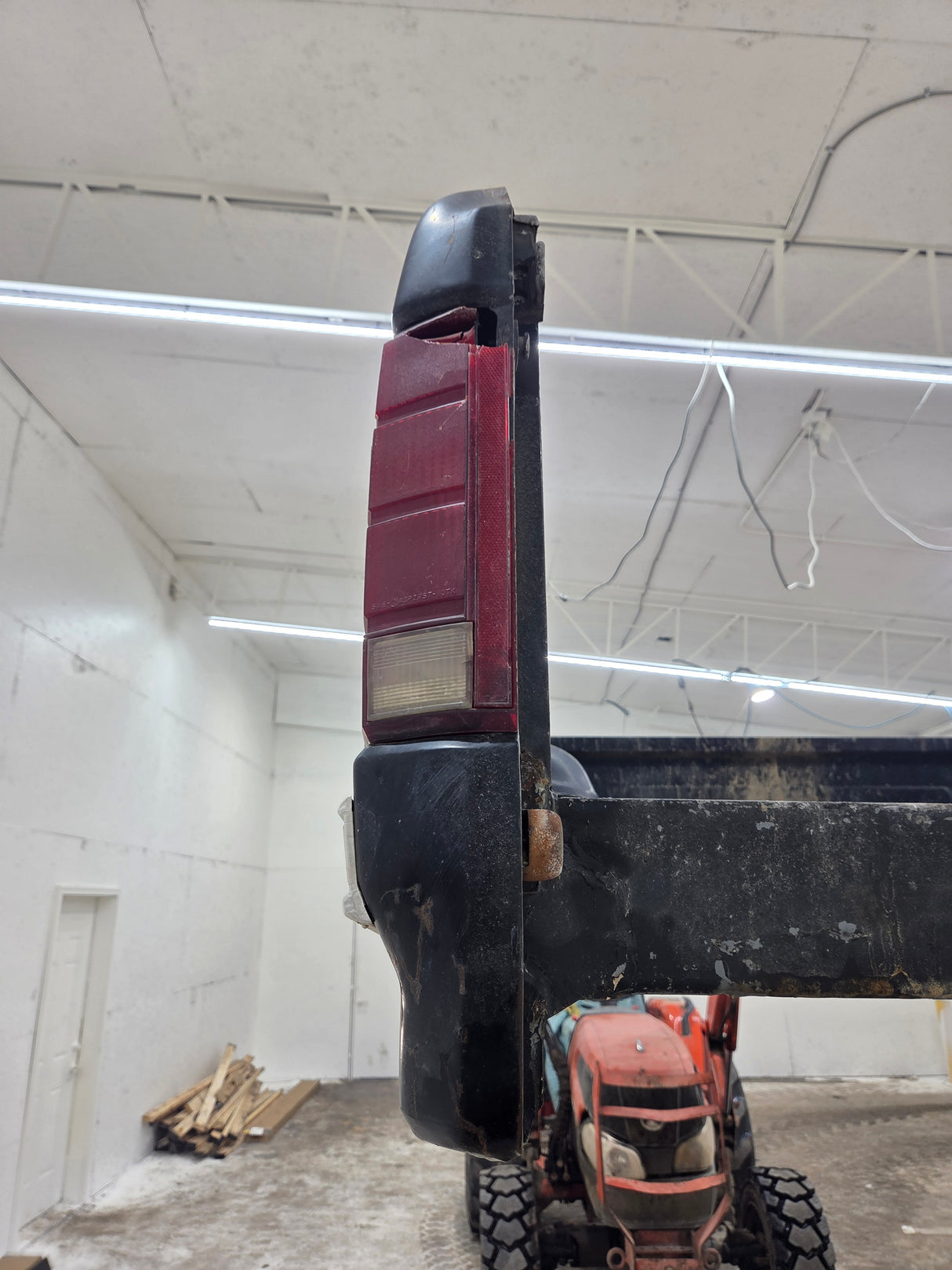 1980-1986 Ford F100 F150 F250 F350 6' 9" Short Bed