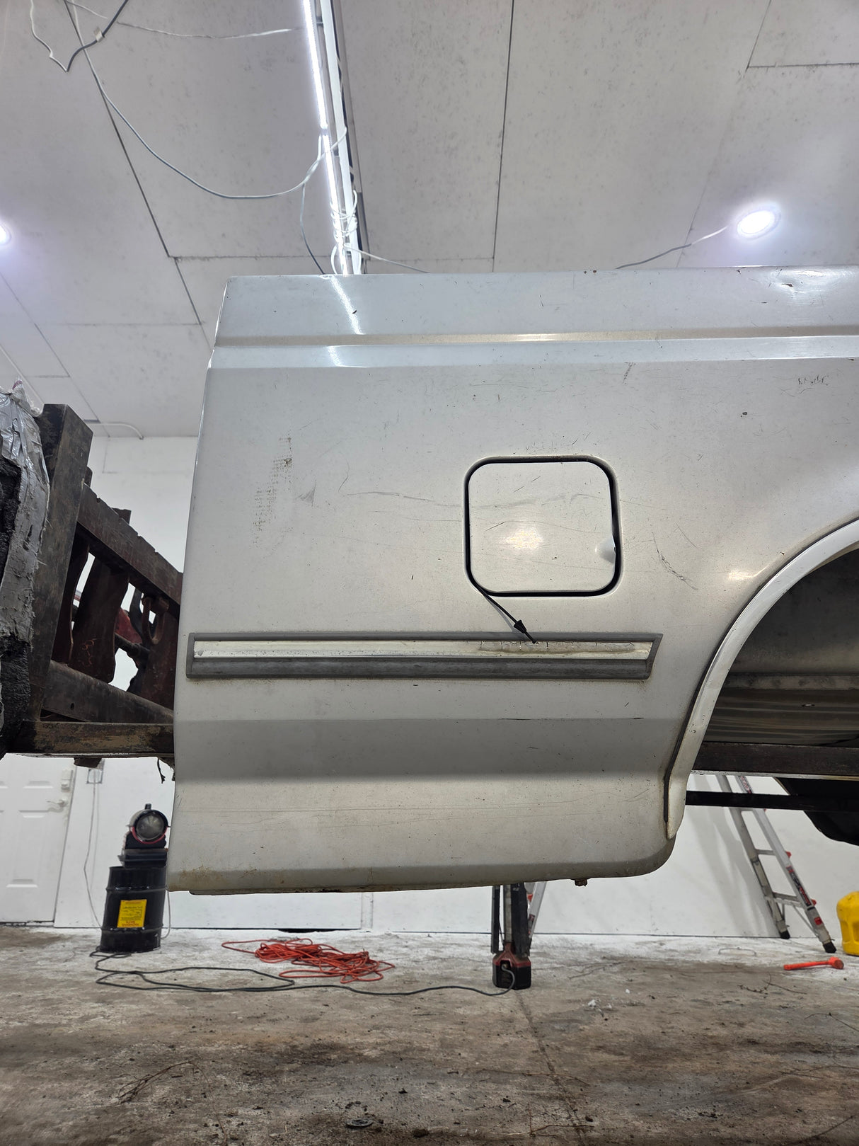 1987-1997 Ford F150 F250 F350 OBS 6' 9" Short Truck Bed