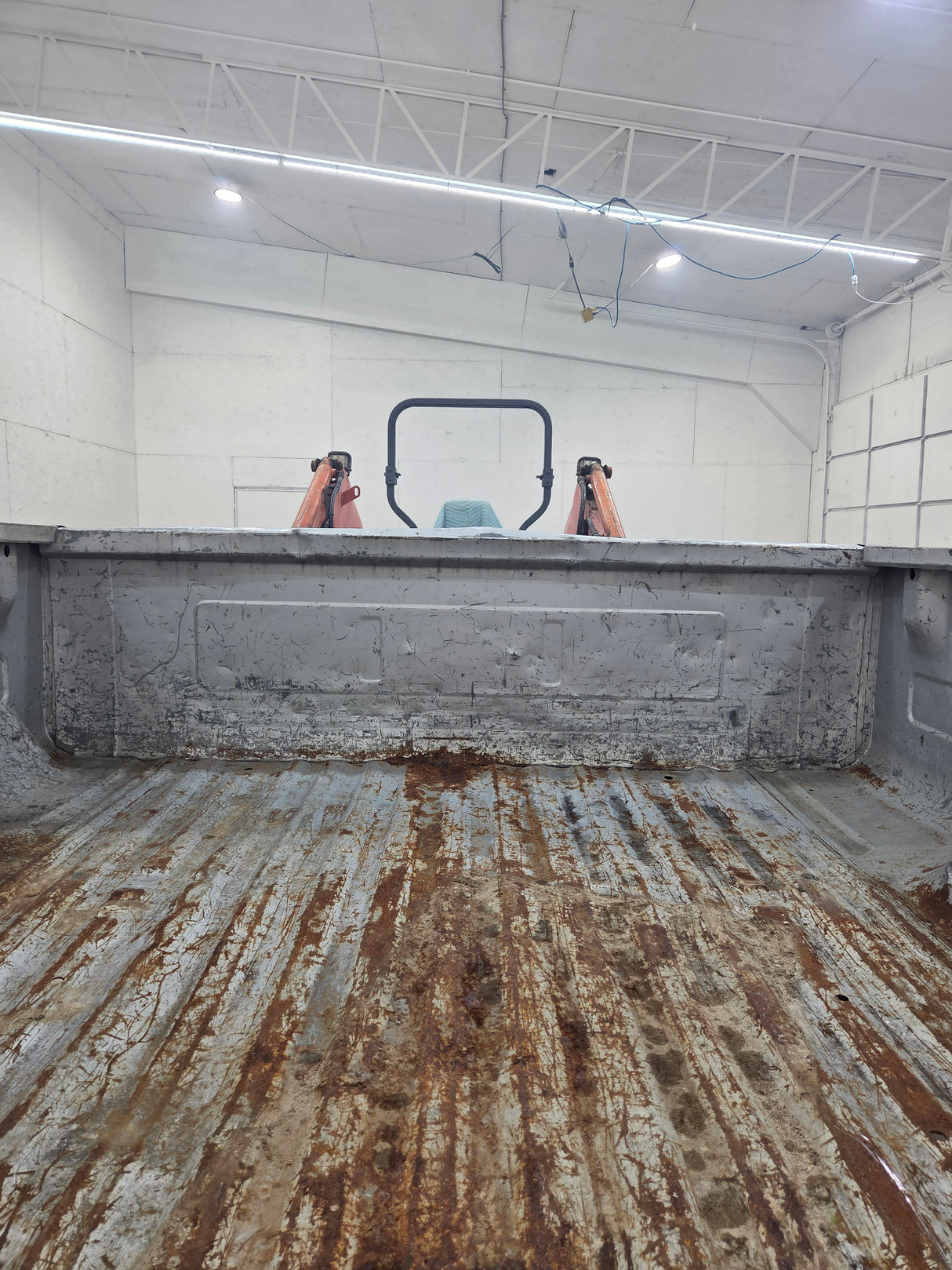 1987-1997 Ford F150 F250 F350 OBS 6' 9" Short Truck Bed