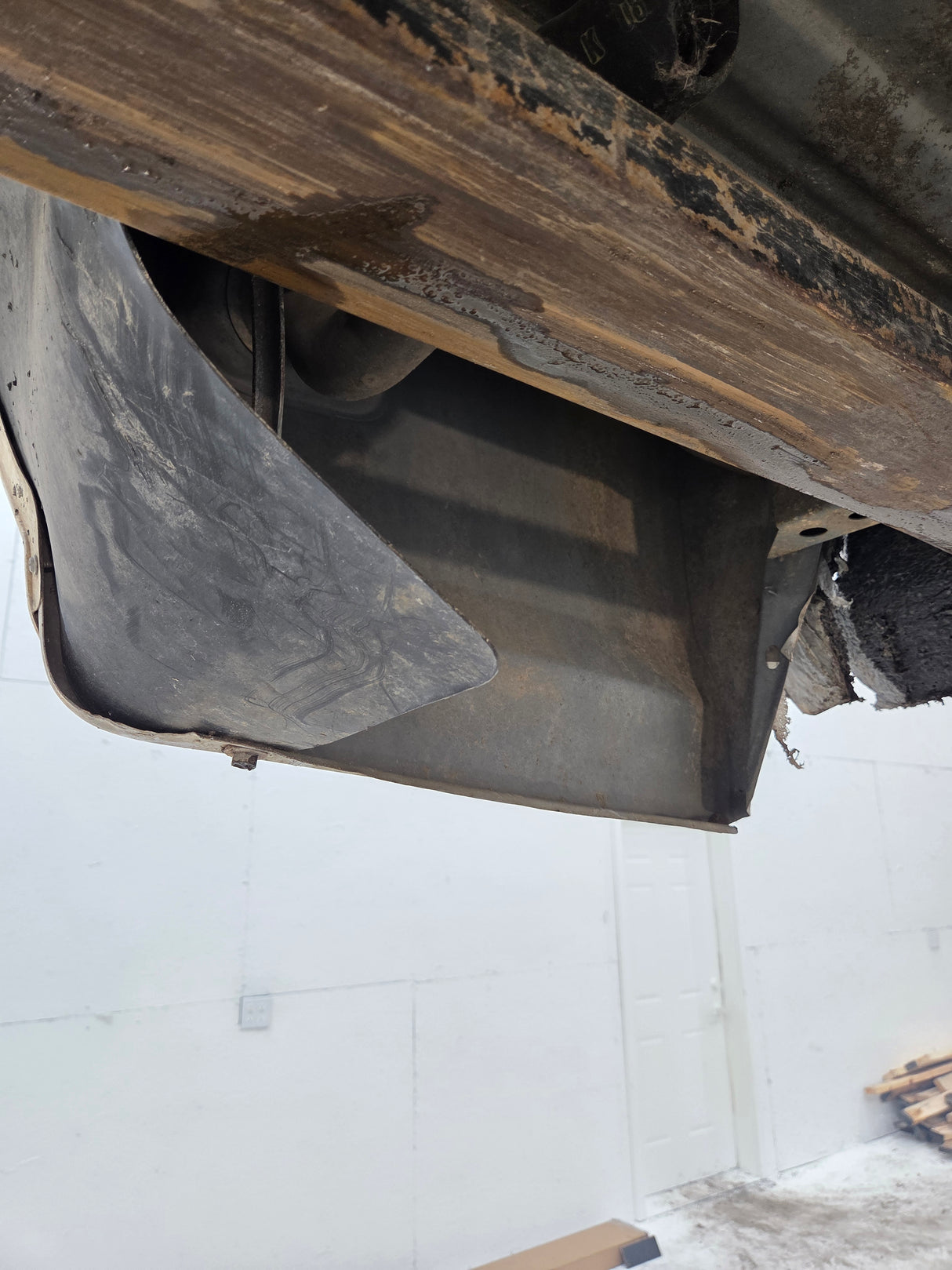 1987-1997 Ford F150 F250 F350 OBS 6' 9" Short Truck Bed