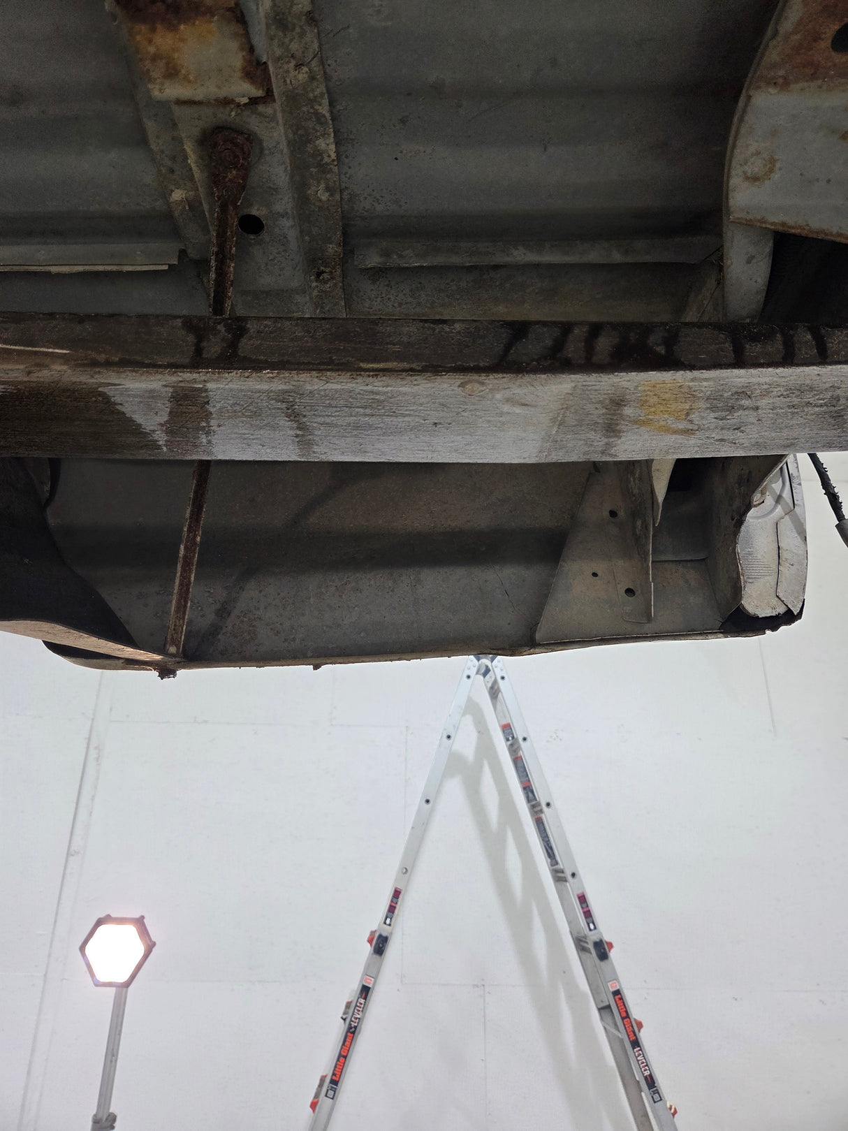 1987-1997 Ford F150 F250 F350 OBS 6' 9" Short Truck Bed