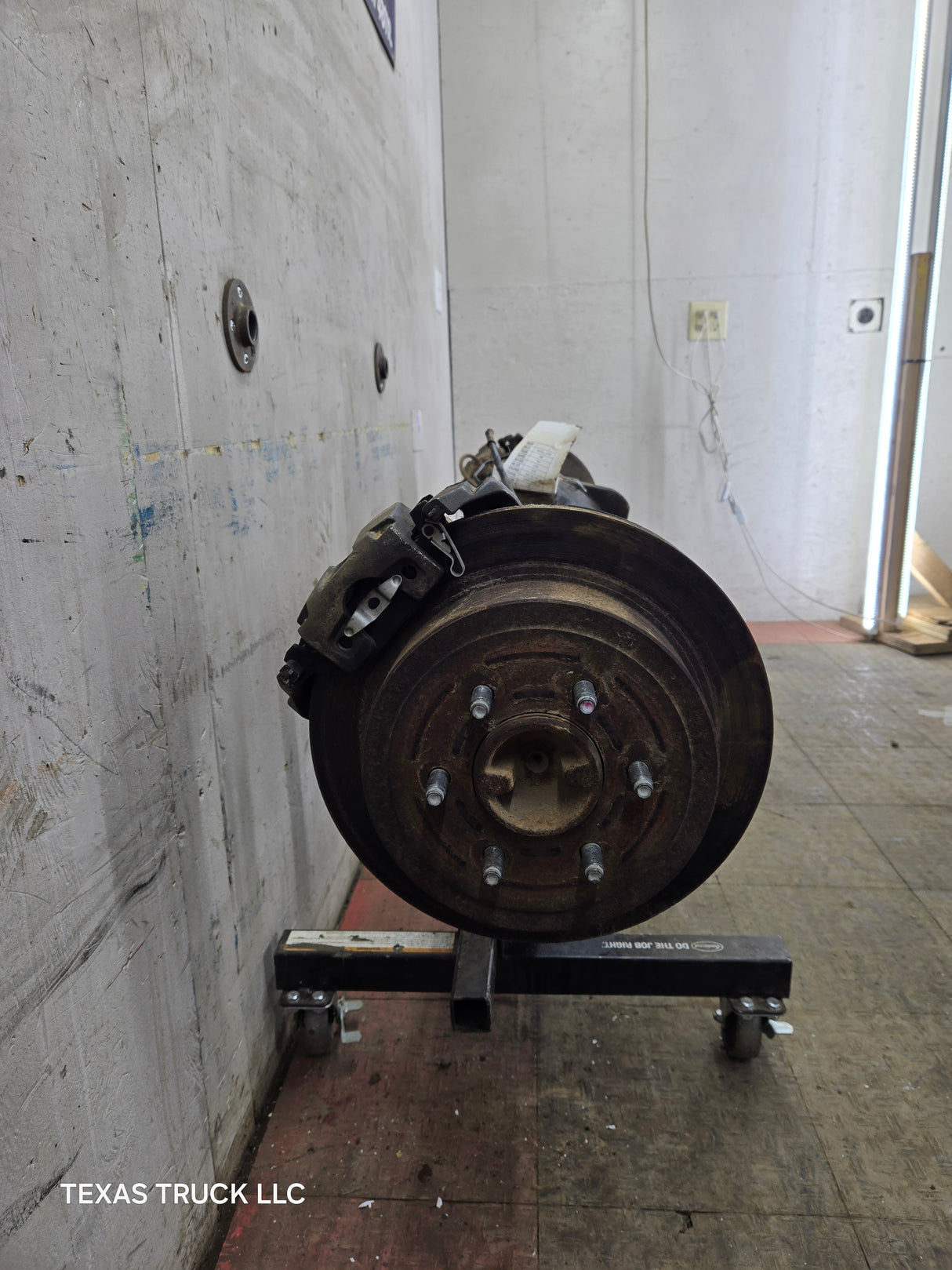 2009-2011 Ford F150 9.75" Rear Axle 3.55 Gear Ratio Limited Slip