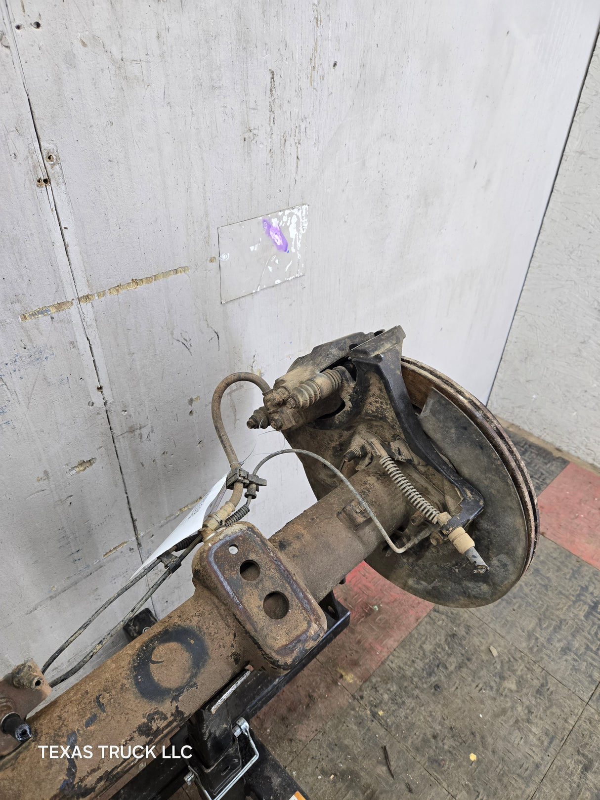 2009-2011 Ford F150 9.75" Rear Axle 3.55 Gear Ratio Limited Slip