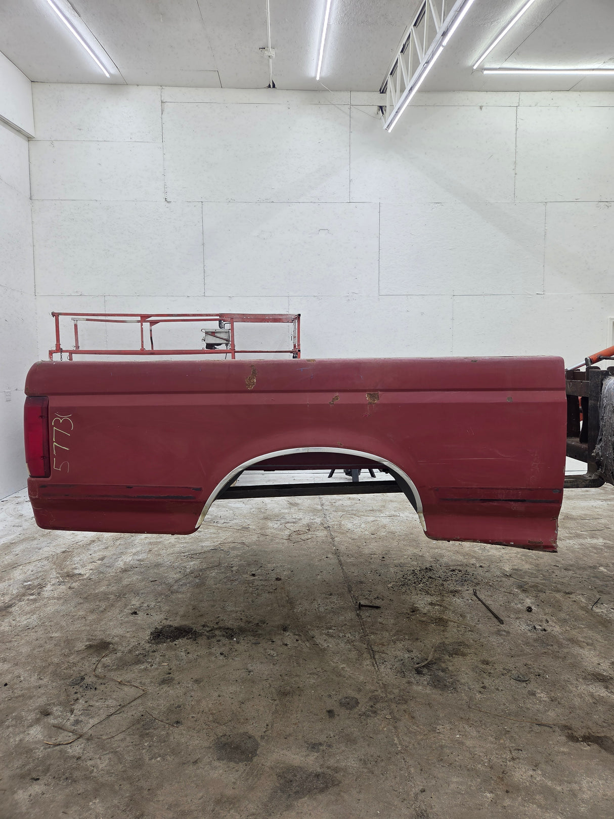 1987-1997 Ford F150 F250 F350 OBS 6' 9" Short Truck Bed