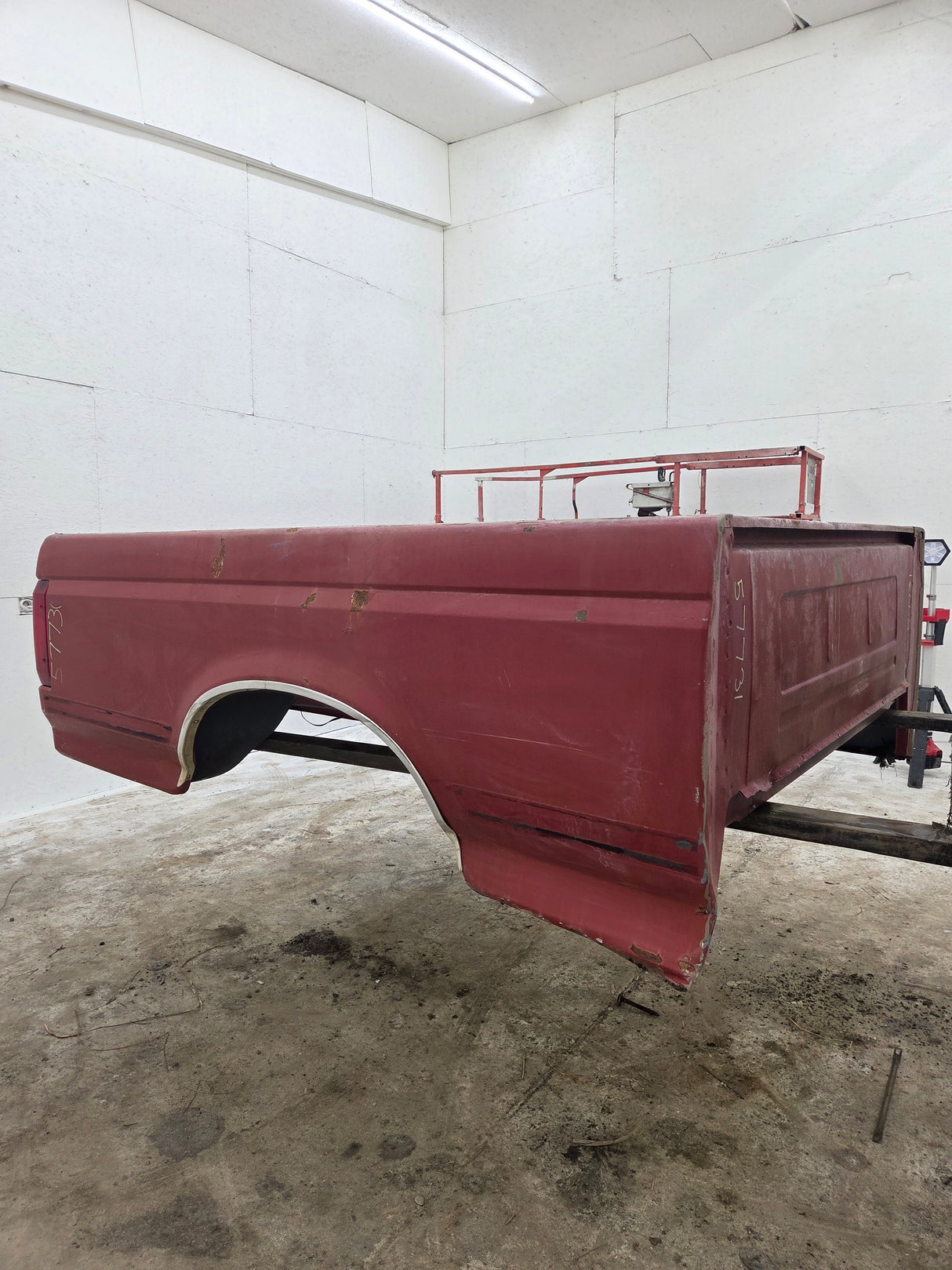 1987-1997 Ford F150 F250 F350 OBS 6' 9" Short Truck Bed