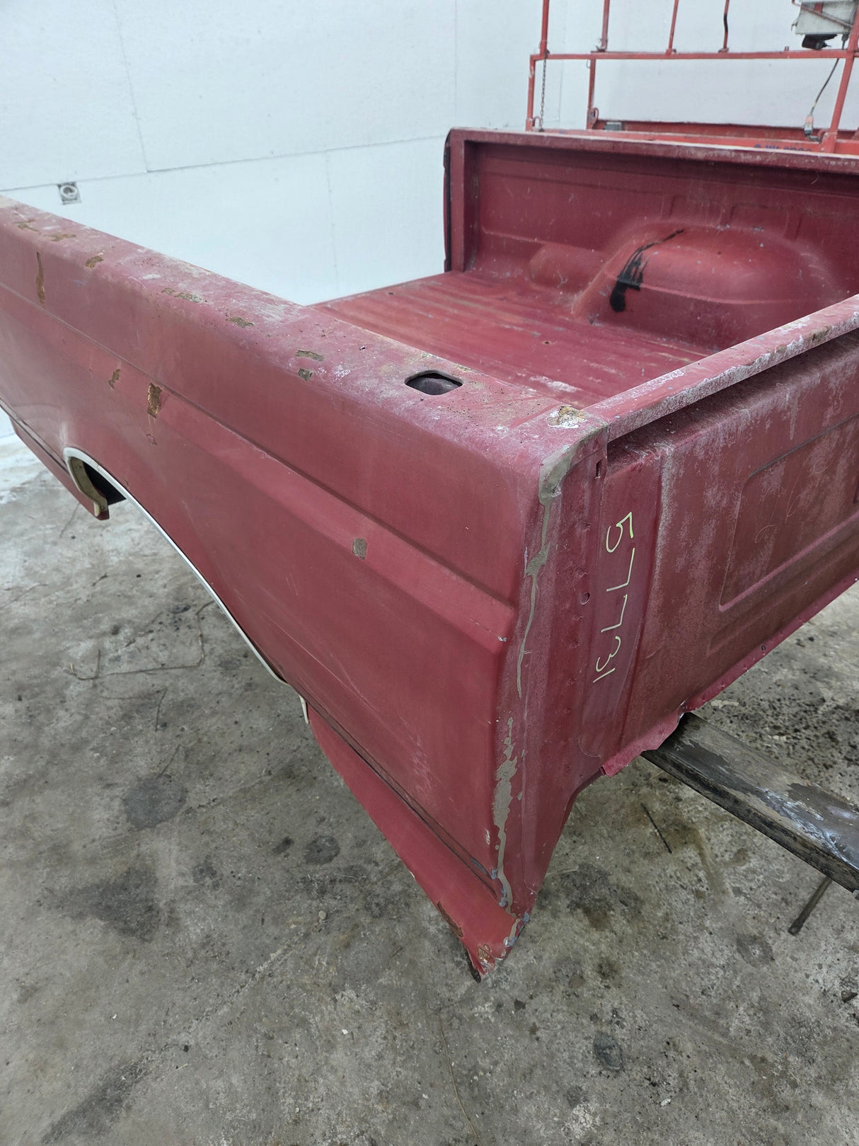 1987-1997 Ford F150 F250 F350 OBS 6' 9" Short Truck Bed