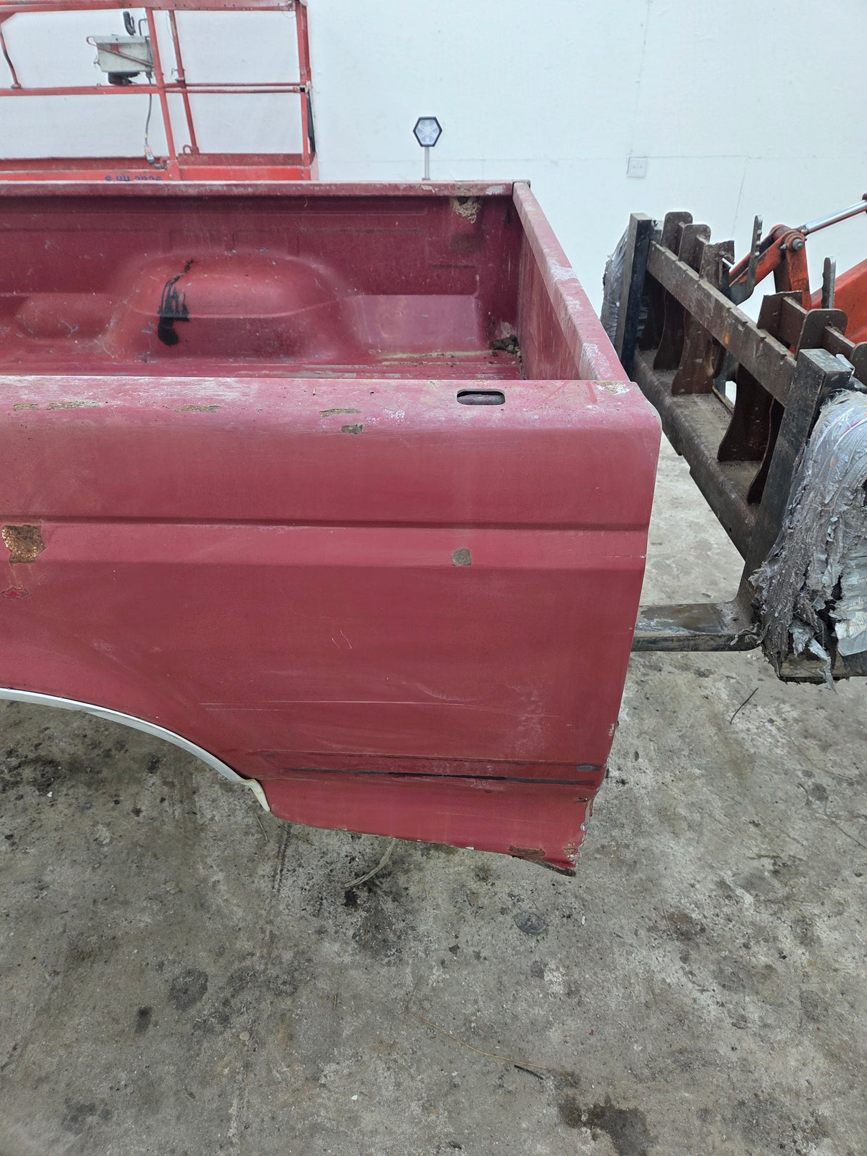 1987-1997 Ford F150 F250 F350 OBS 6' 9" Short Truck Bed