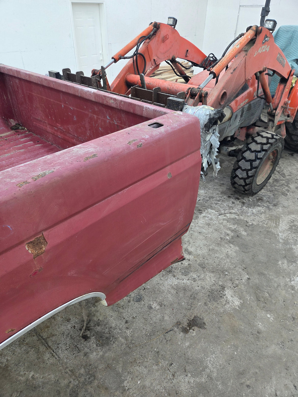 1987-1997 Ford F150 F250 F350 OBS 6' 9" Short Truck Bed