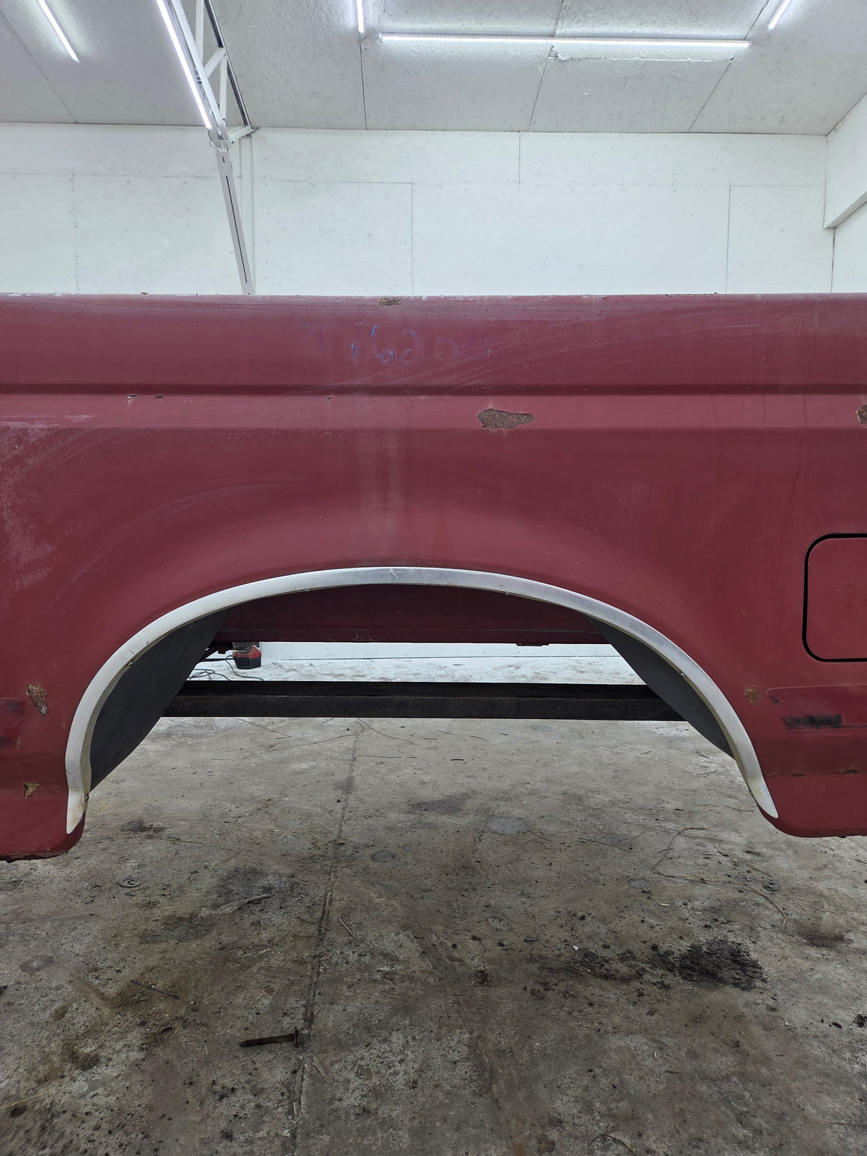 1987-1997 Ford F150 F250 F350 OBS 6' 9" Short Truck Bed