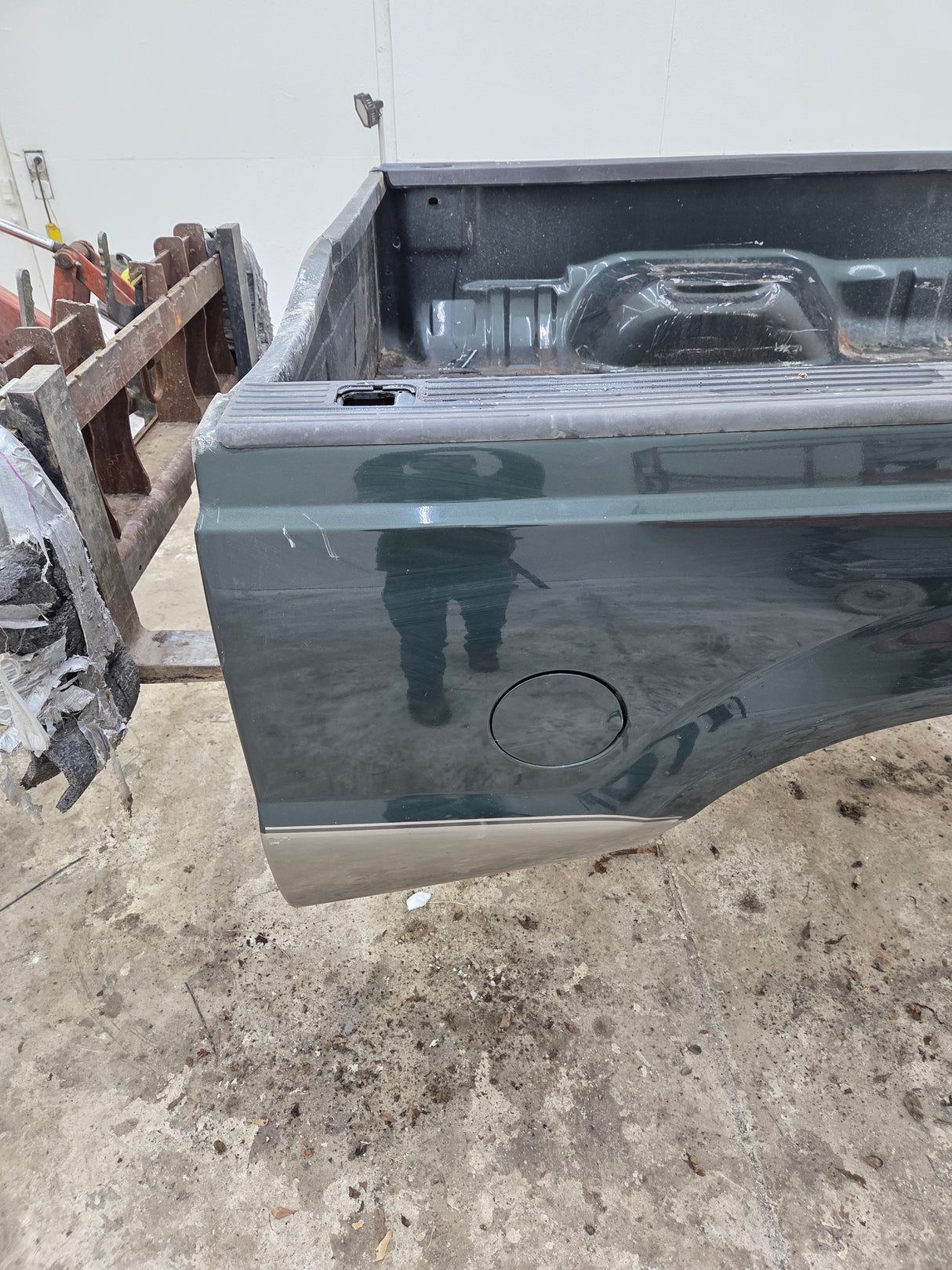 1999-2010 Ford Super Duty F250 F350 6' 9" Short Truck Bed