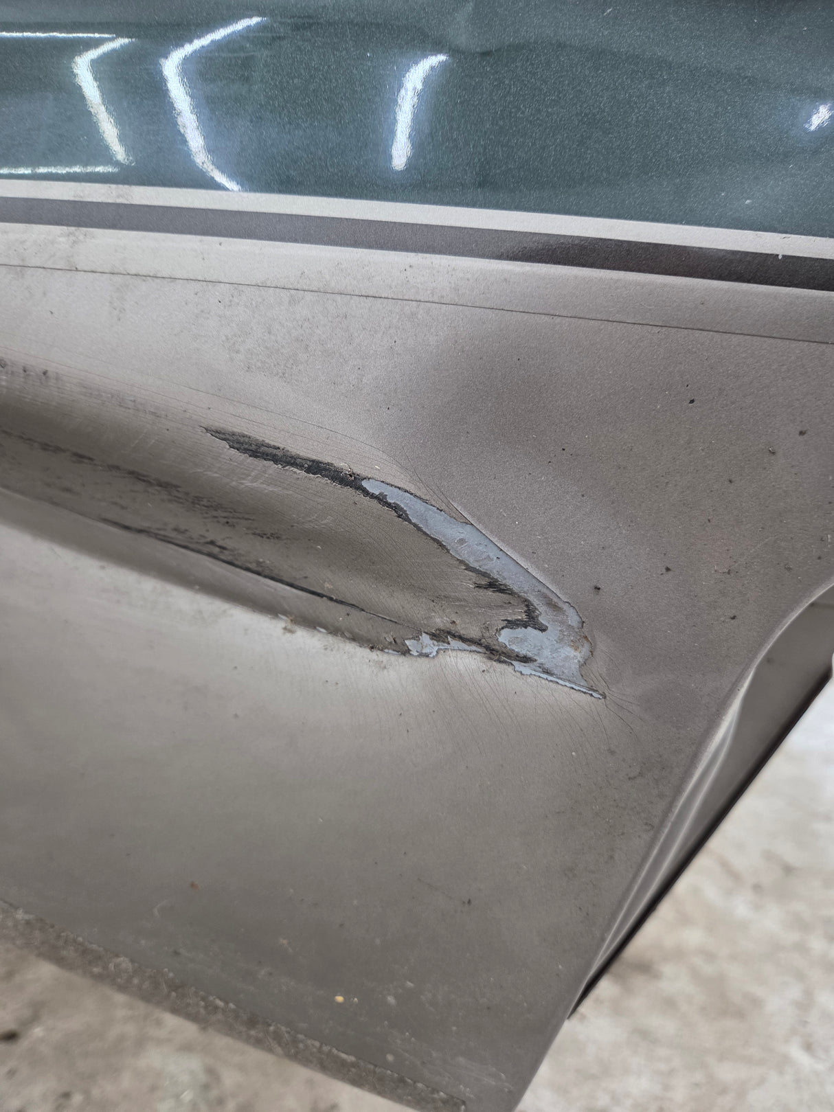 1999-2010 Ford Super Duty F250 F350 6' 9" Short Truck Bed
