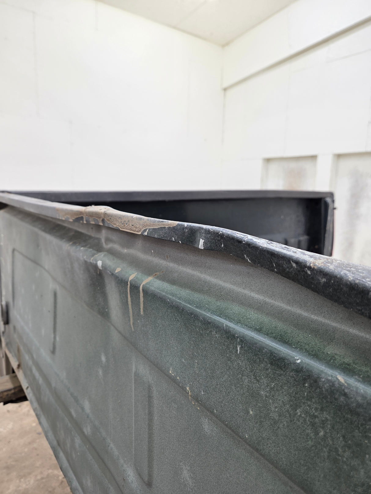 1999-2010 Ford Super Duty F250 F350 6' 9" Short Truck Bed