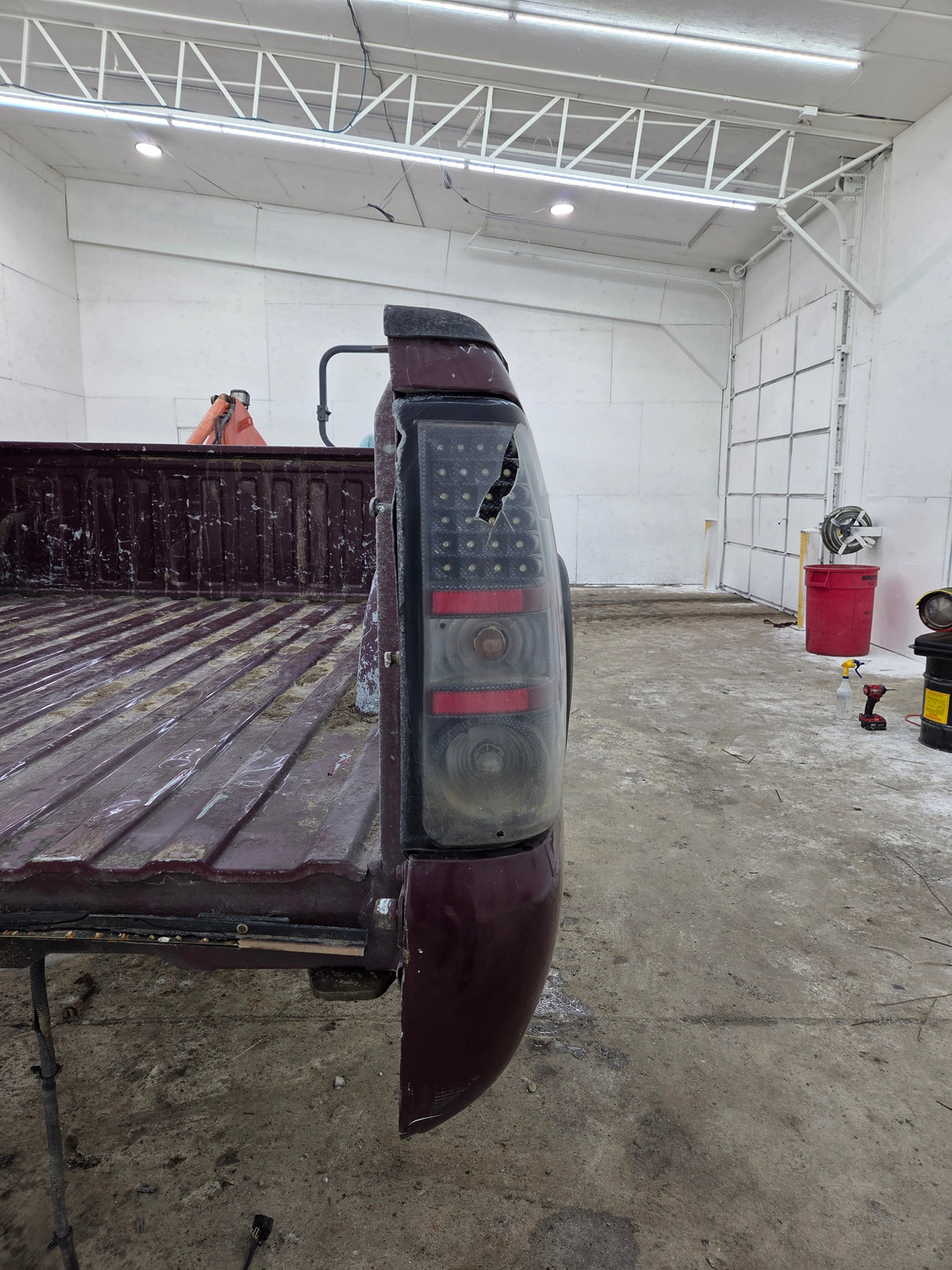 1999-2007 Chevrolet Silverado / GMC Sierra 6' 6" Short Truck Bed