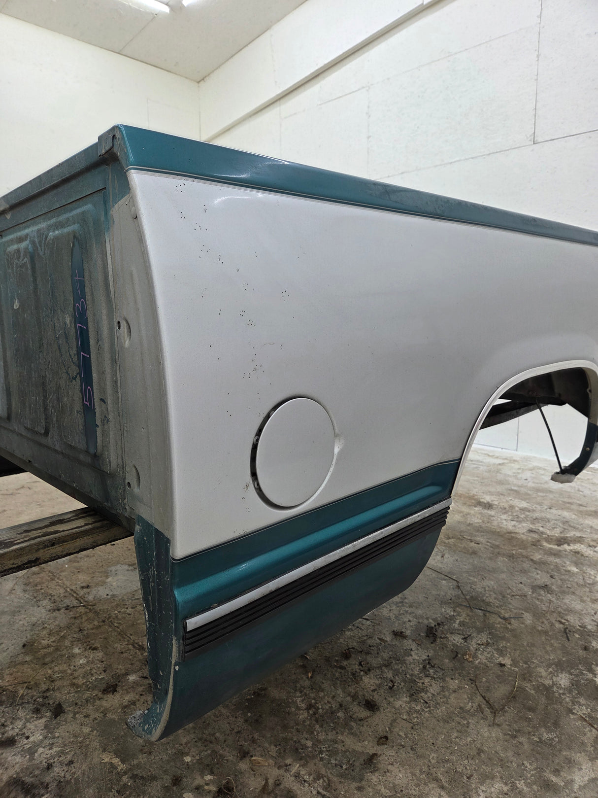 1988-1998 Chevrolet / GMC 1500 2500 3500 OBS 6' 6" Short Truck Bed