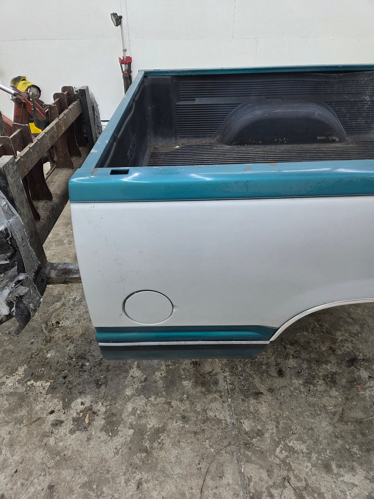 1988-1998 Chevrolet / GMC 1500 2500 3500 OBS 6' 6" Short Truck Bed