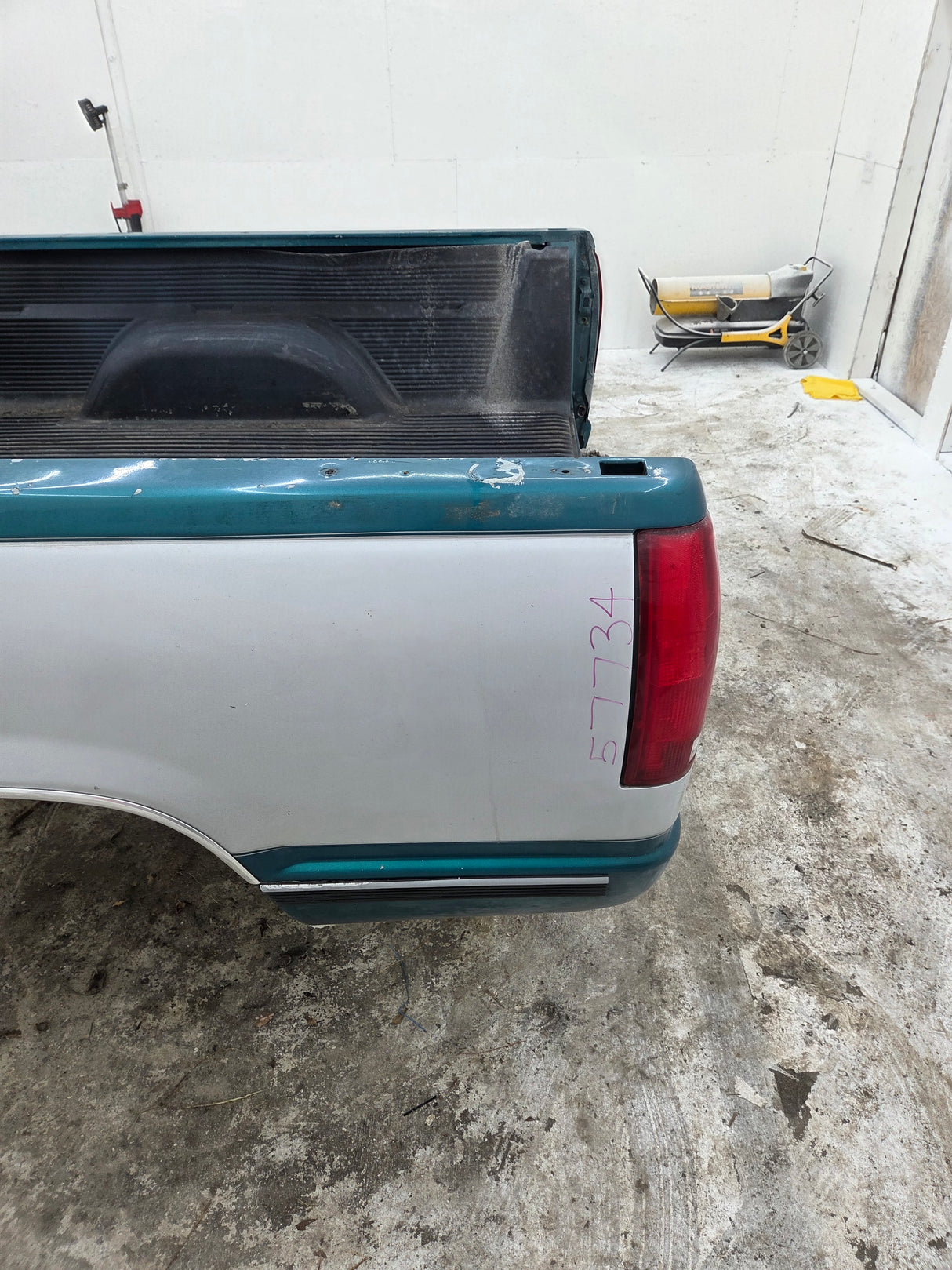 1988-1998 Chevrolet / GMC 1500 2500 3500 OBS 6' 6" Short Truck Bed