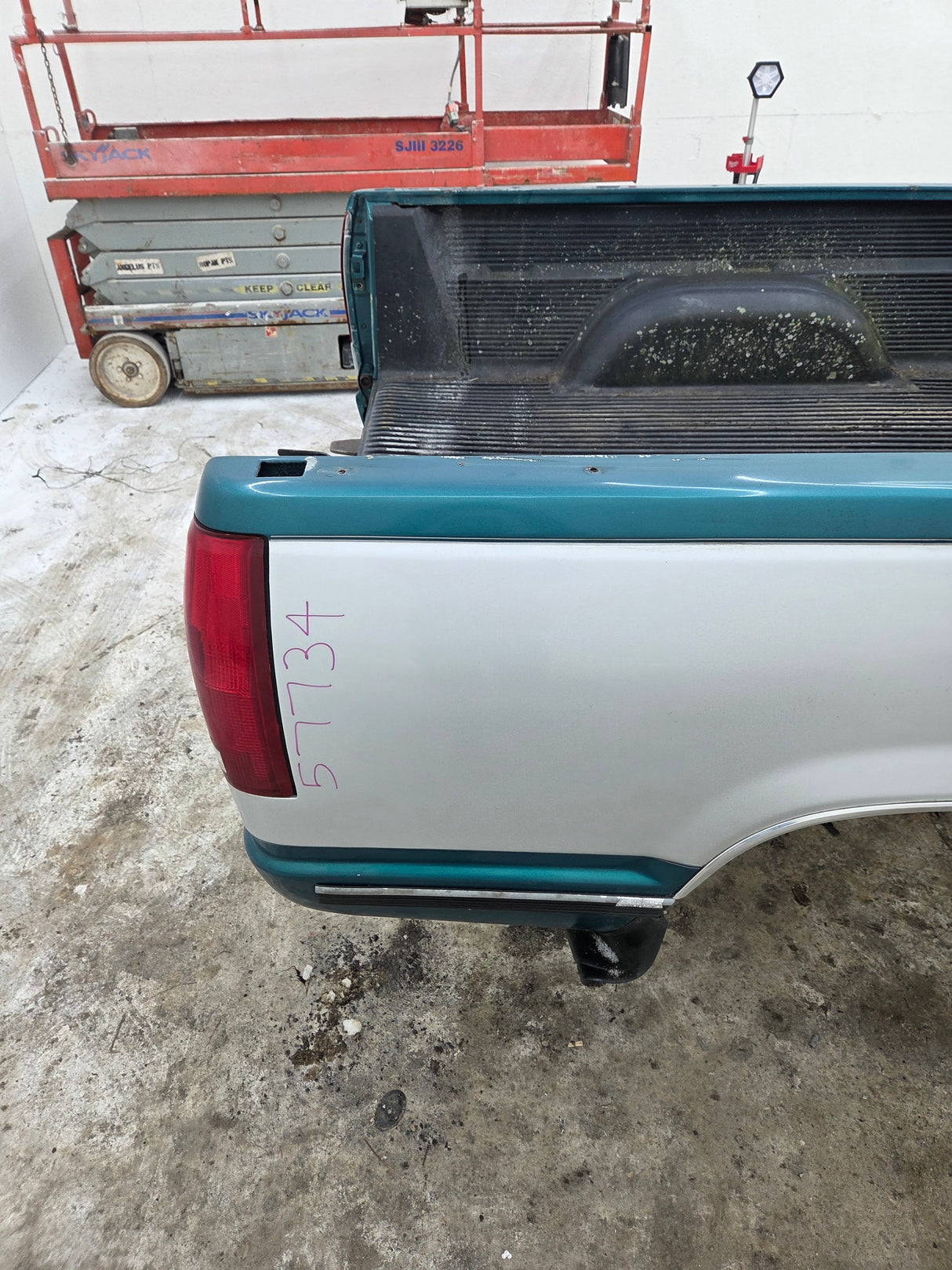 1988-1998 Chevrolet / GMC 1500 2500 3500 OBS 6' 6" Short Truck Bed