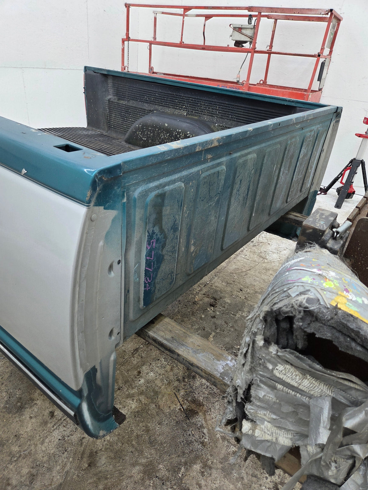 1988-1998 Chevrolet / GMC 1500 2500 3500 OBS 6' 6" Short Truck Bed