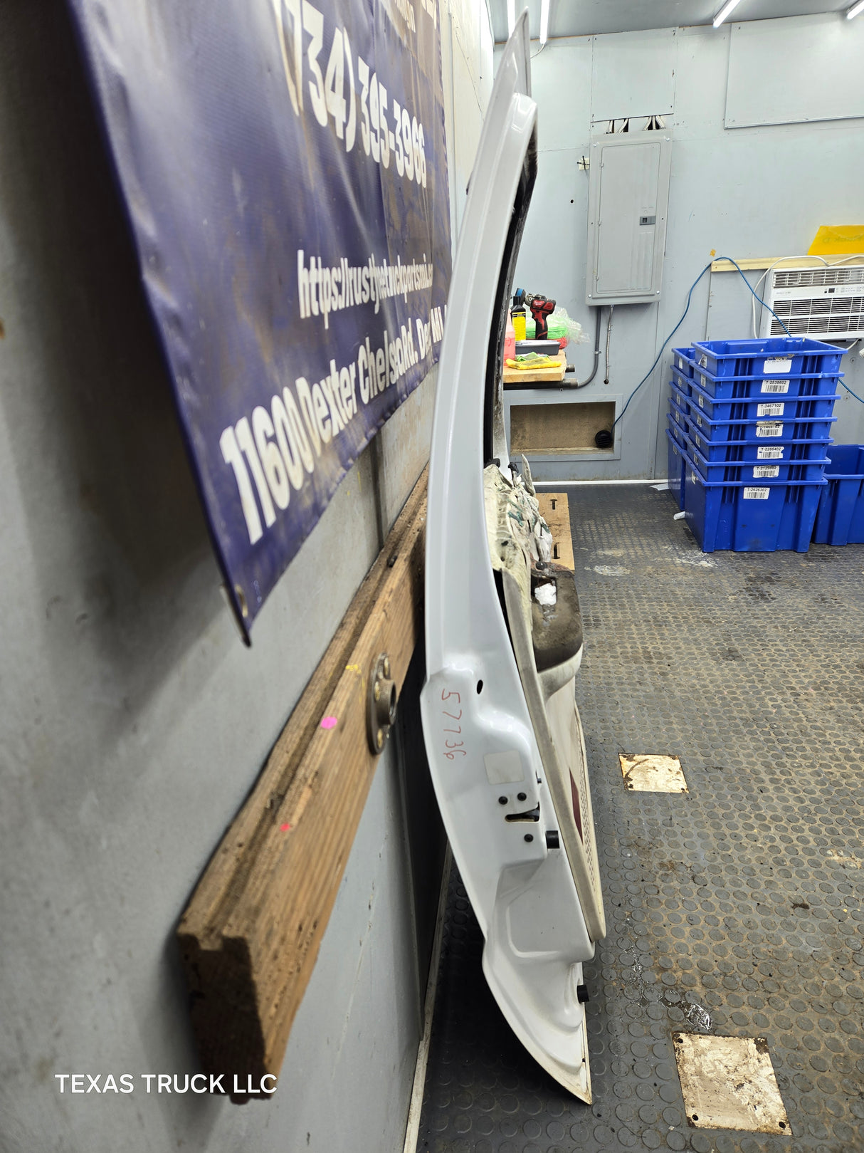 1999-2011 Ford Super Duty LH Driver Side Rear Crew Cab Door F250 F350 F450 F550