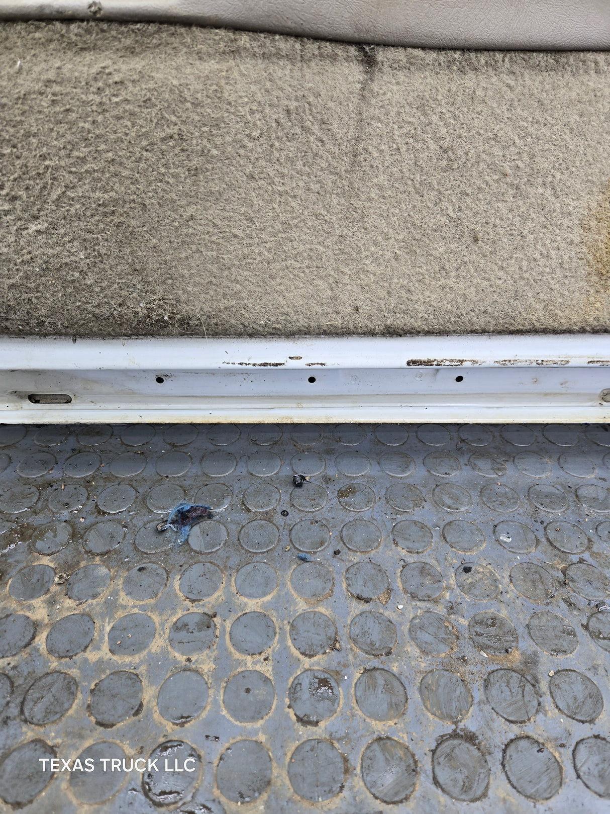 1992-2000 Chevrolet Silverado Suburban GMC Sierra K/C Series Crew Cab RH Rear Passenger Side Door