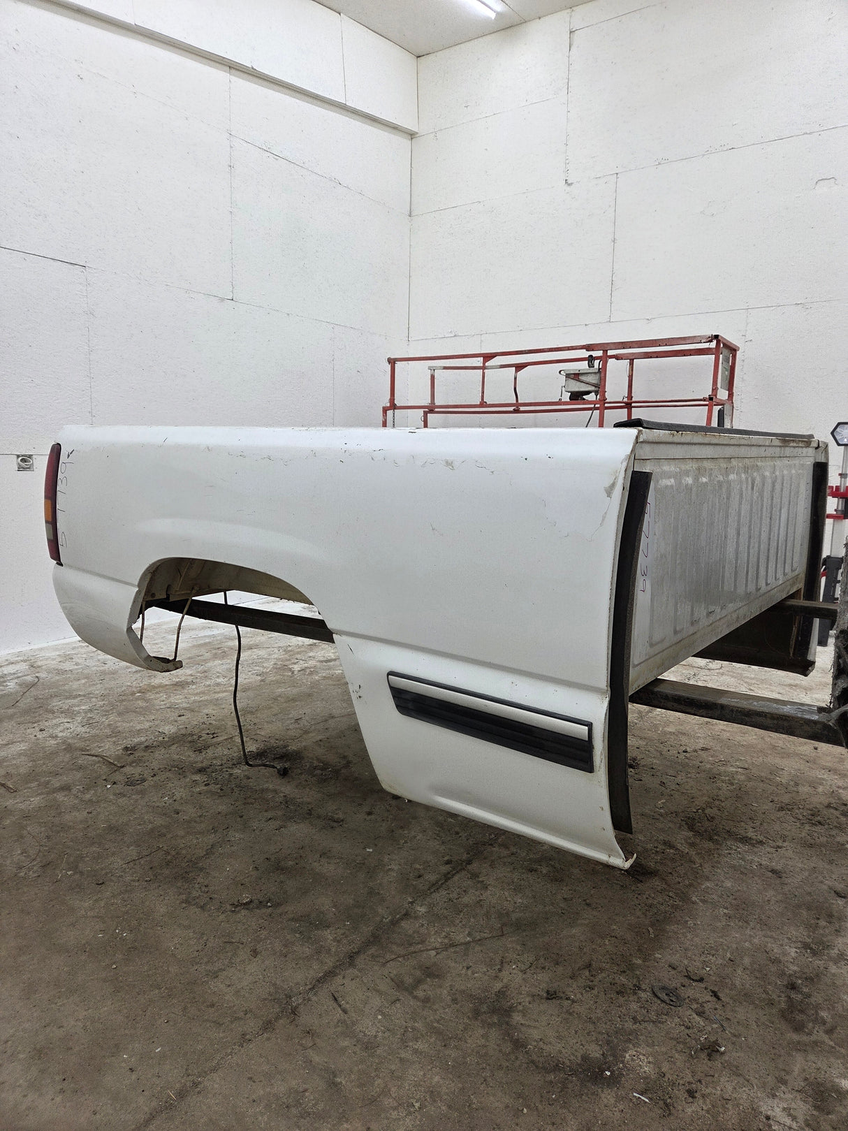 1999-2007 Chevrolet Silverado / GMC Sierra 6' 6" Short Truck Bed