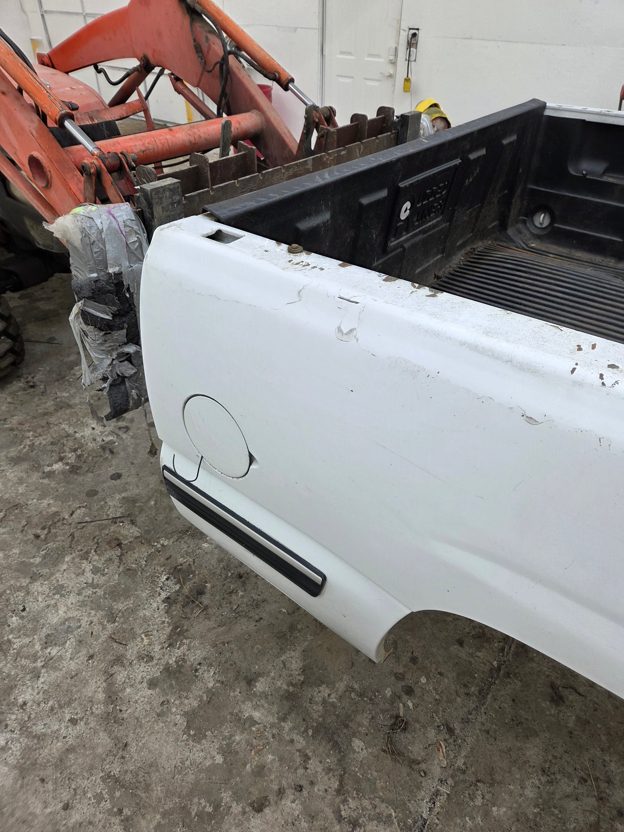 1999-2007 Chevrolet Silverado / GMC Sierra 6' 6" Short Truck Bed