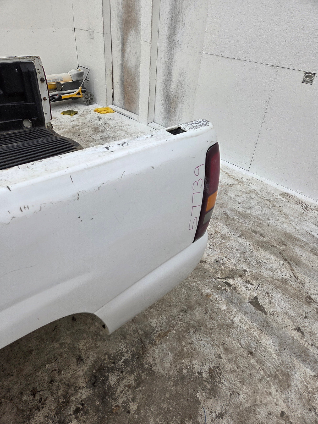 1999-2007 Chevrolet Silverado / GMC Sierra 6' 6" Short Truck Bed