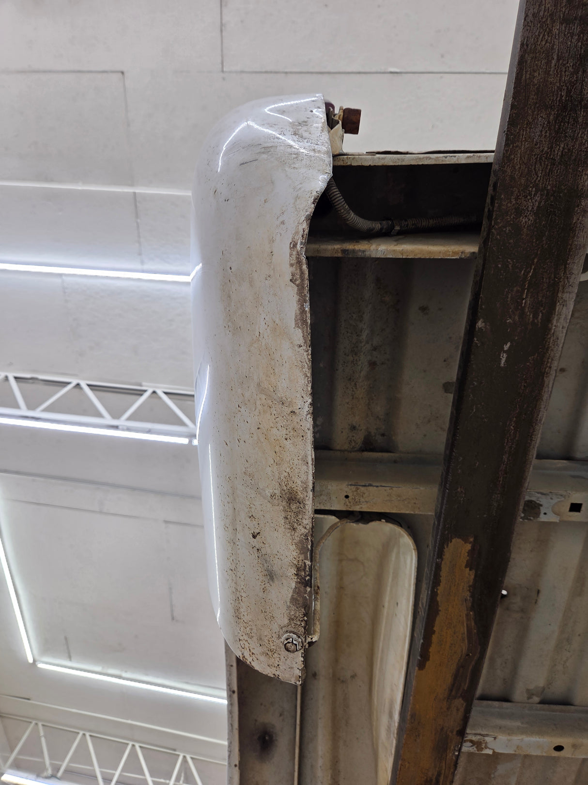 1999-2007 Chevrolet Silverado / GMC Sierra 6' 6" Short Truck Bed