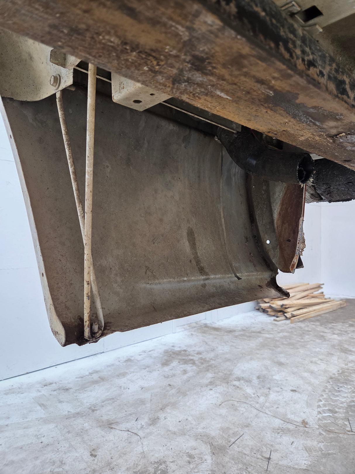 1999-2007 Chevrolet Silverado / GMC Sierra 6' 6" Short Truck Bed