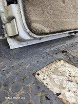 1992-1999 Chevrolet Suburban RH Passenger Trunk Barn Rear Door