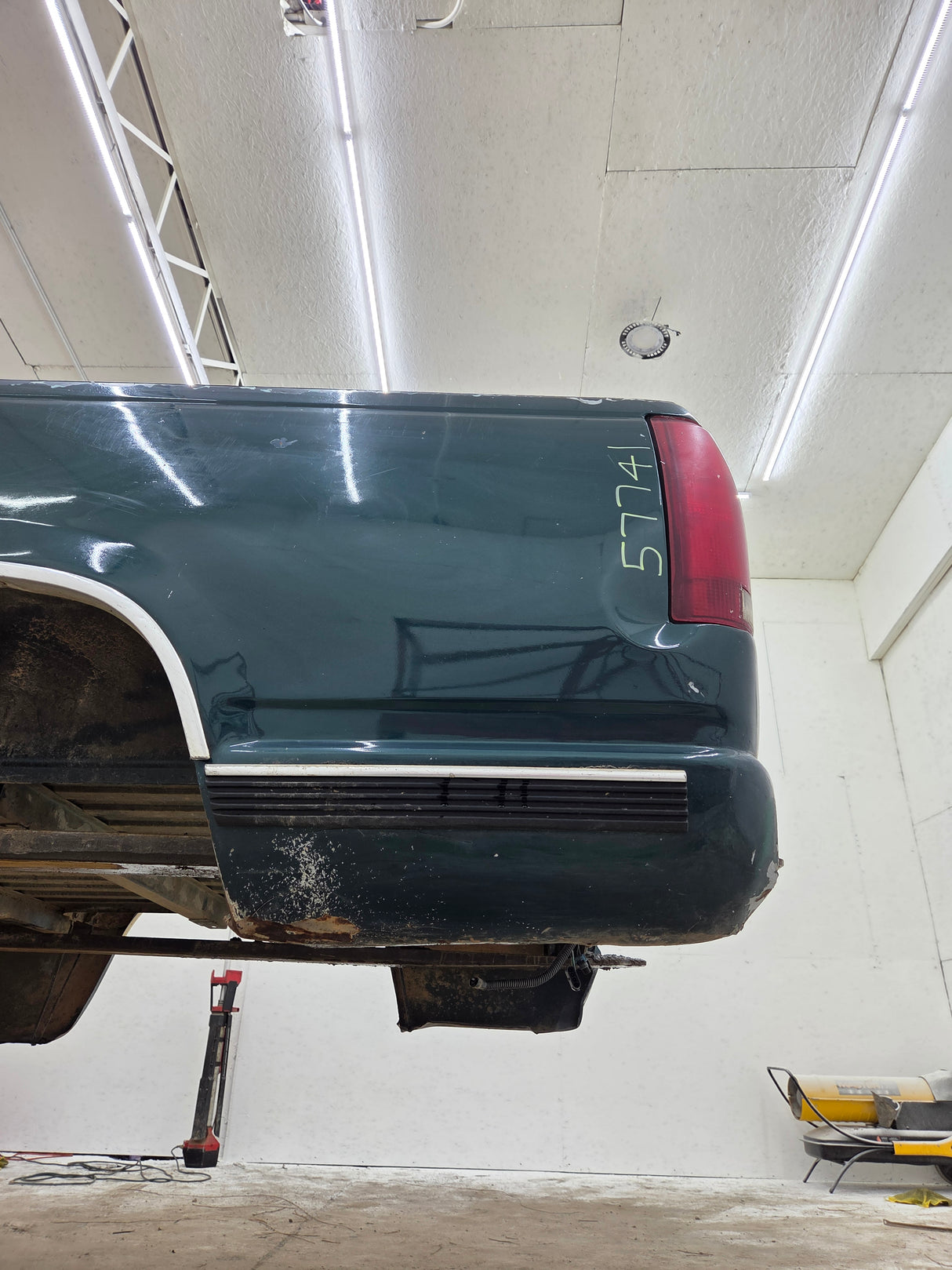 1988-1998 Chevrolet / GMC 1500 2500 3500 OBS 6' 6" Short Truck Bed