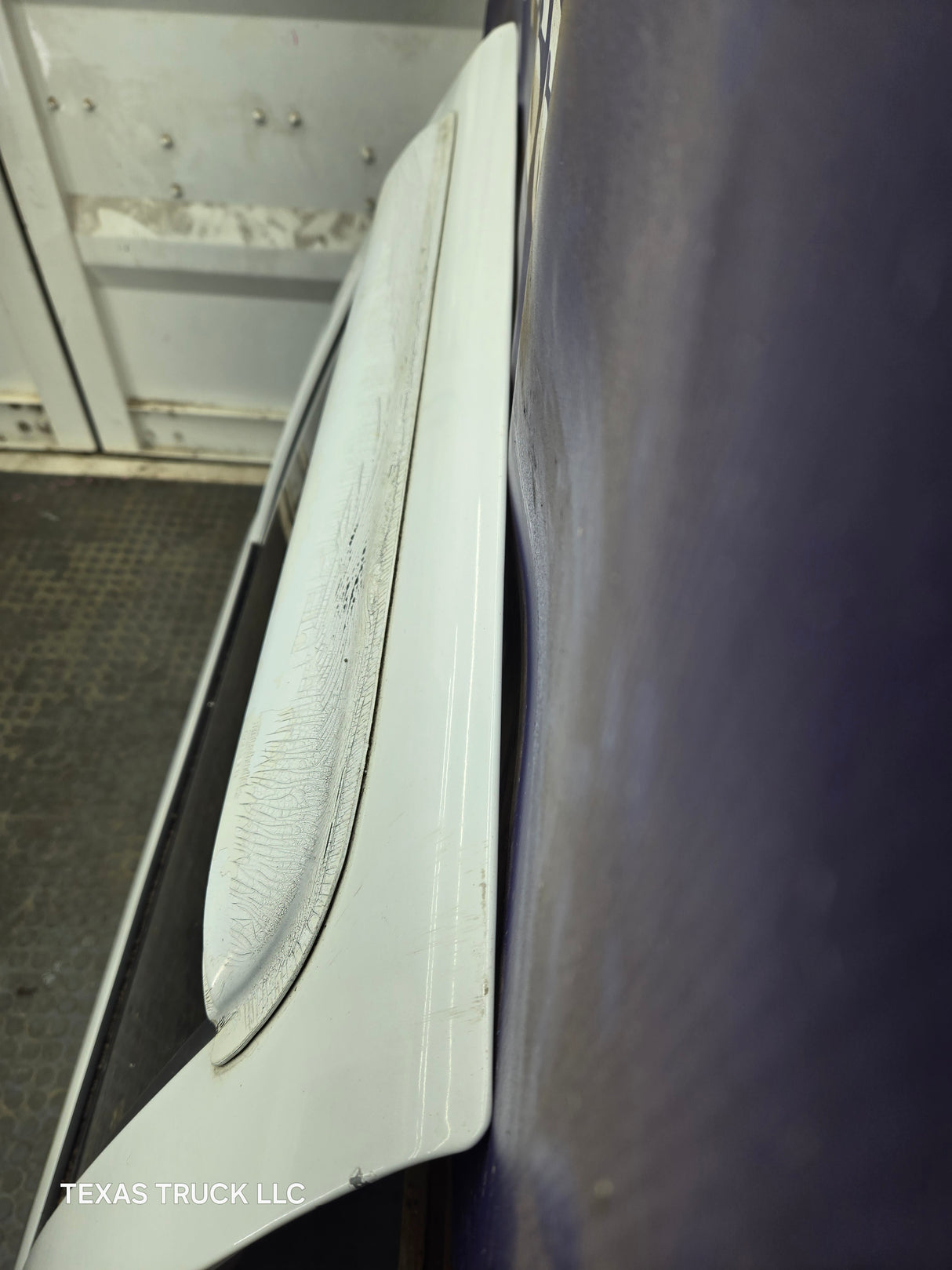 1992-2000 Chevrolet Silverado Suburban GMC Sierra K1500 K2500 K3500 Crew Cab LH Rear Driver Door