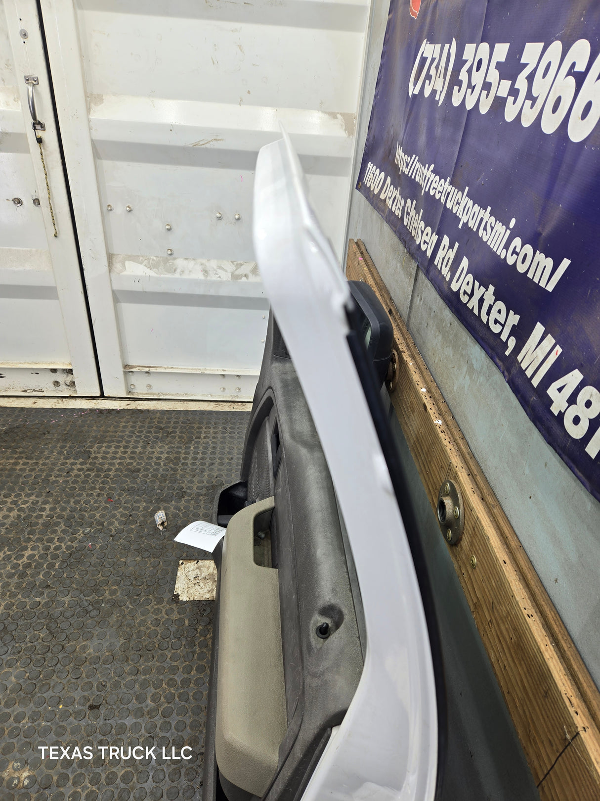 2009-2014 Ford F150 RH Passenger Side Front Door