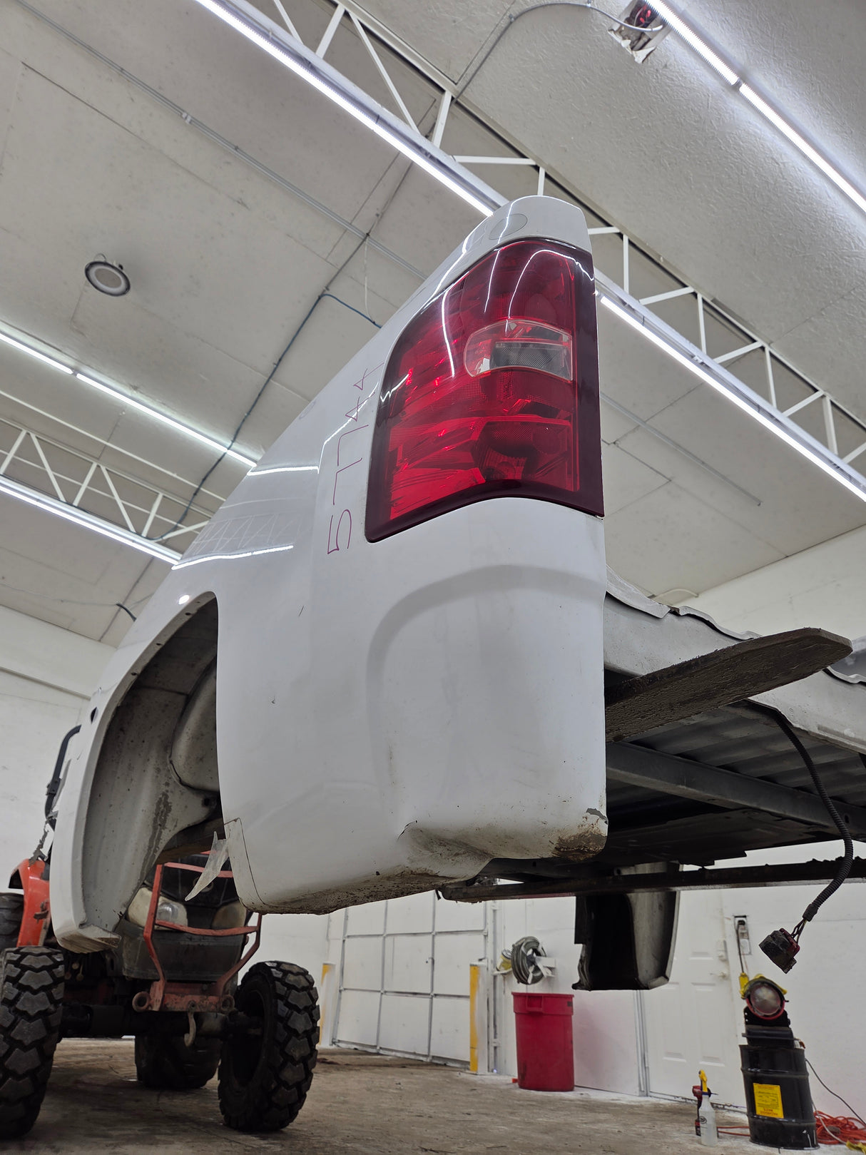 2007-2013 Chevrolet Silverado 1500 5' 8" Short Truck Bed