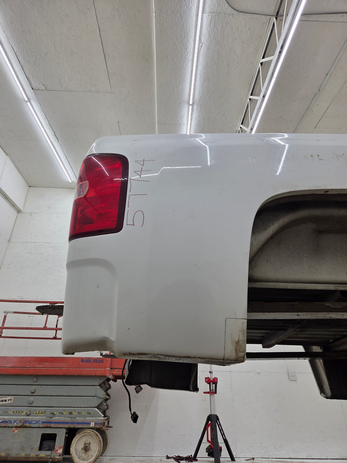 2007-2013 Chevrolet Silverado 1500 5' 8" Short Truck Bed