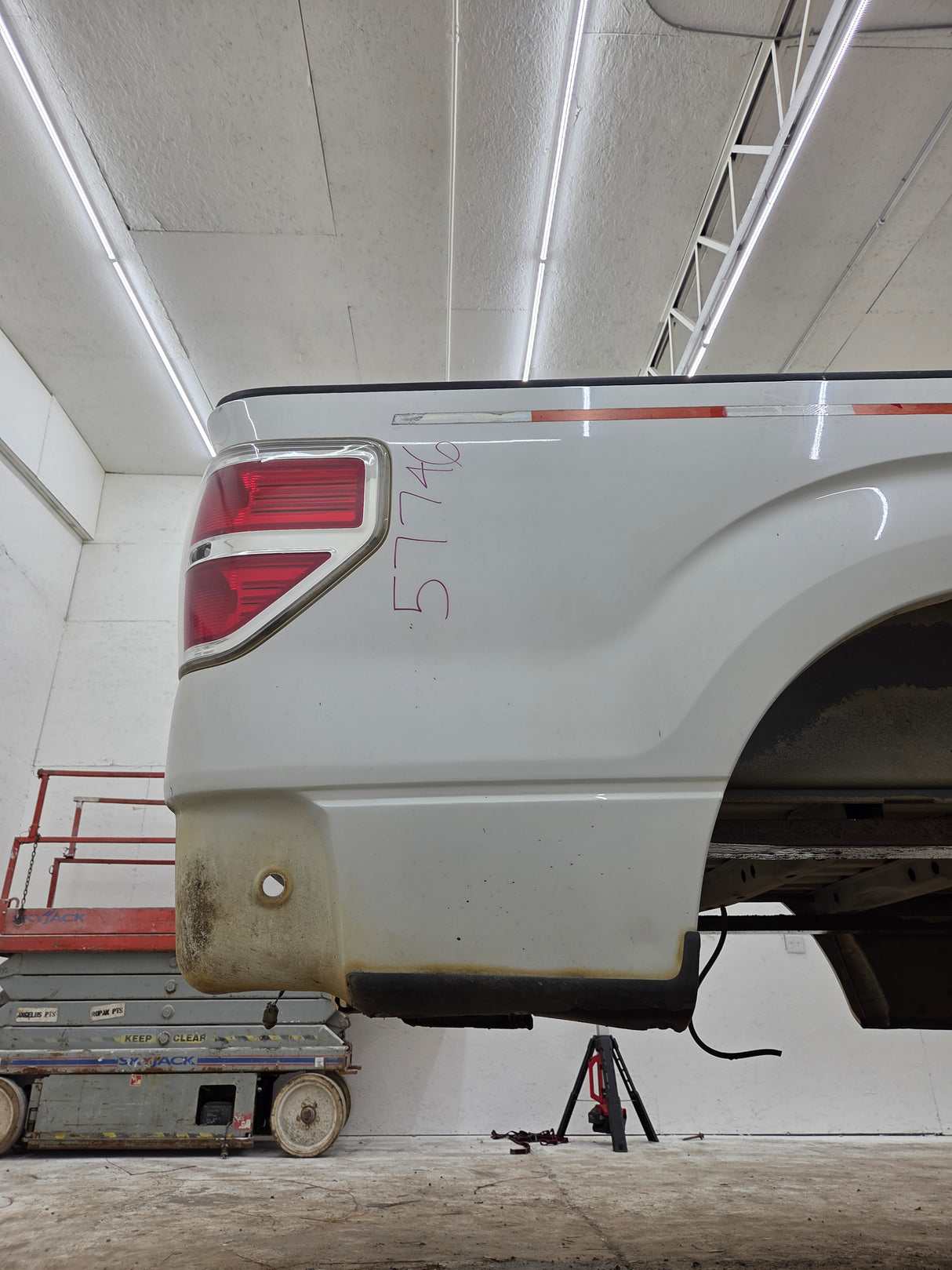 2009-2014 Ford F150 8' Long Truck Bed