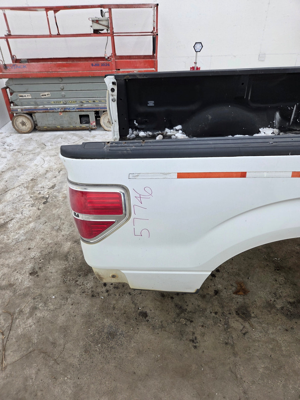 2009-2014 Ford F150 8' Long Truck Bed
