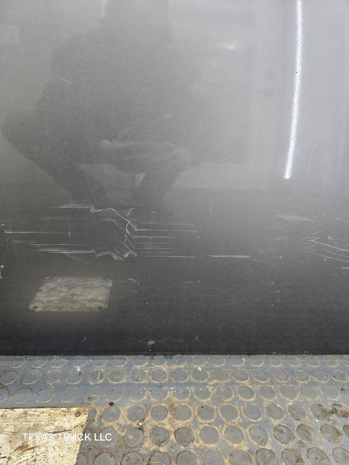 2007-2013 Chevrolet Silverado / GMC Sierra 1500 2500 3500 HD RH Front Passenger Side Door