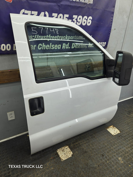 1999-2011 Ford Super Duty / Excursion Front Passenger RH Door F250 F350 F450 F550