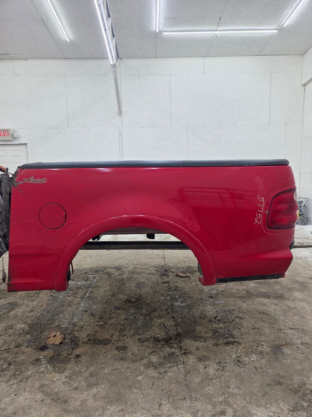 1997-2003 Ford F150 5' 6" Short Truck Bed Fiberglass Side