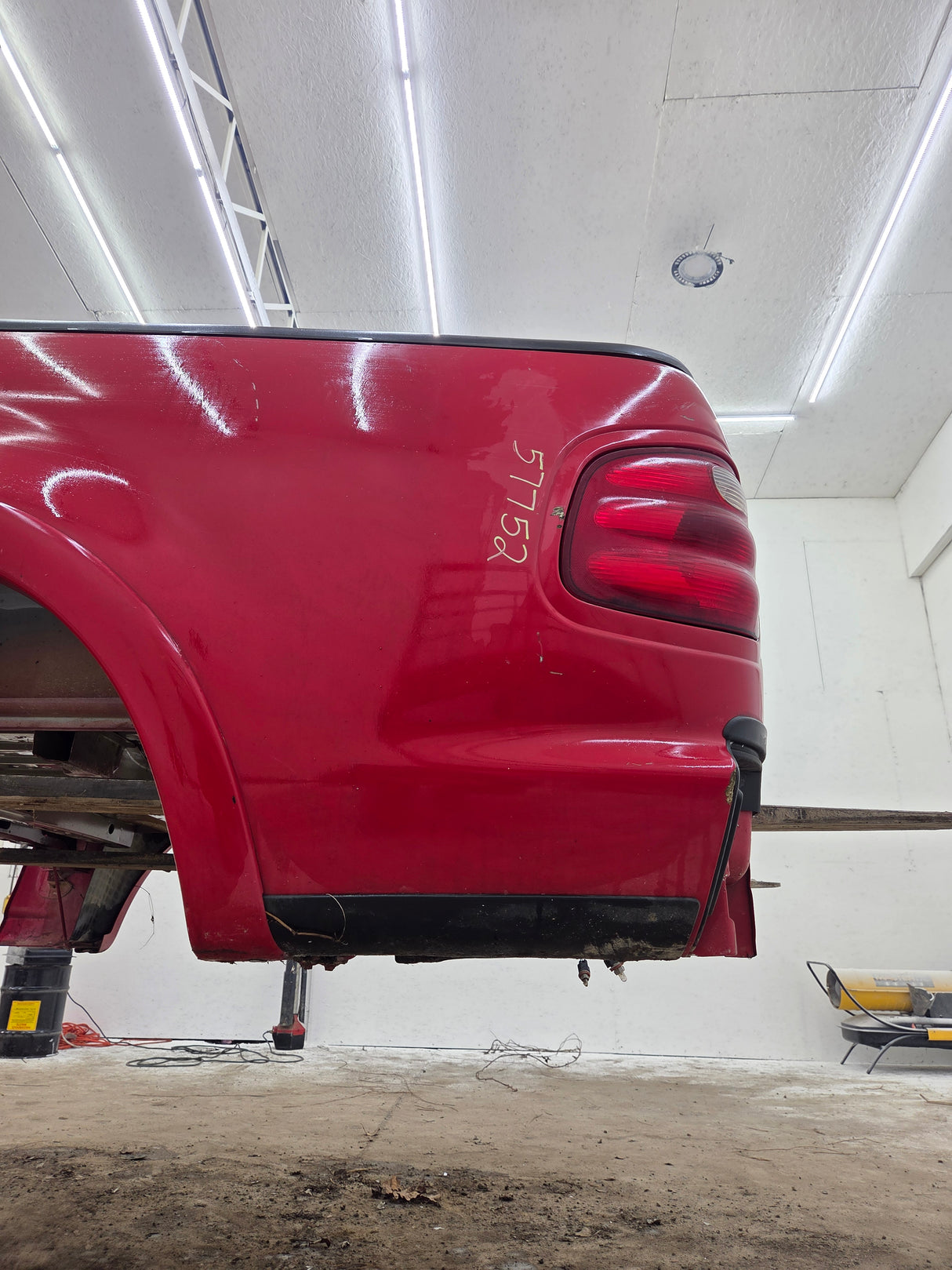 1997-2003 Ford F150 5' 6" Short Truck Bed Fiberglass Side