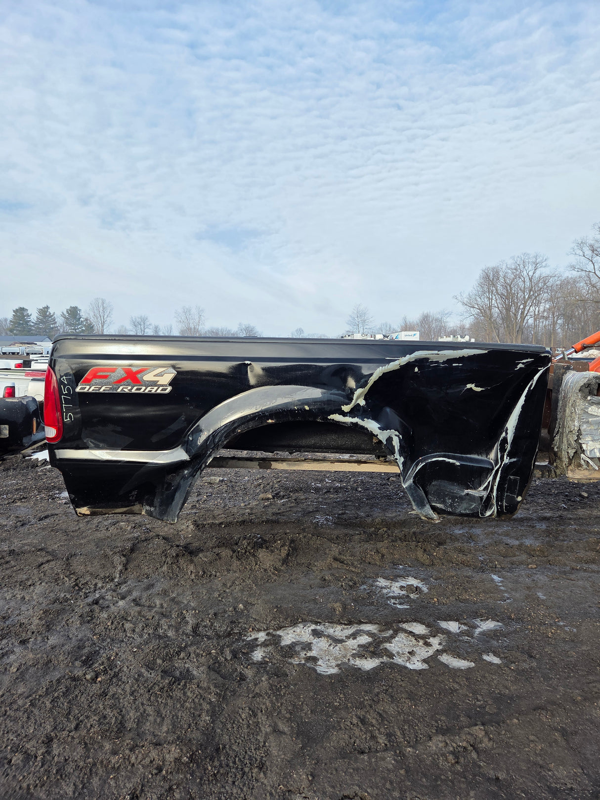 1999-2010 Ford Super Duty F250 F350 6' 9" Short Truck Bed