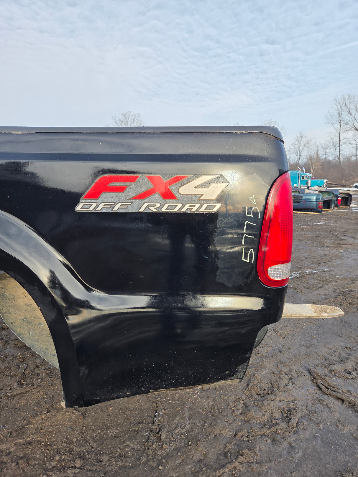 1999-2010 Ford Super Duty F250 F350 6' 9" Short Truck Bed