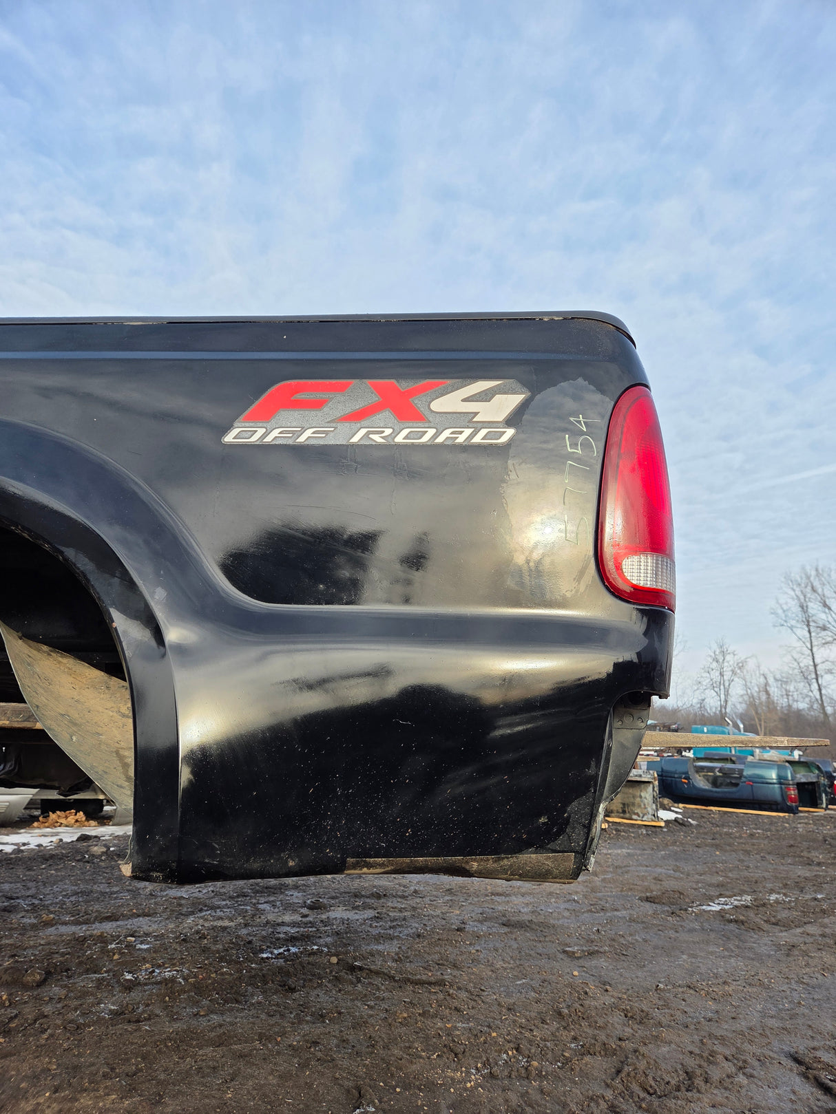 1999-2010 Ford Super Duty F250 F350 6' 9" Short Truck Bed