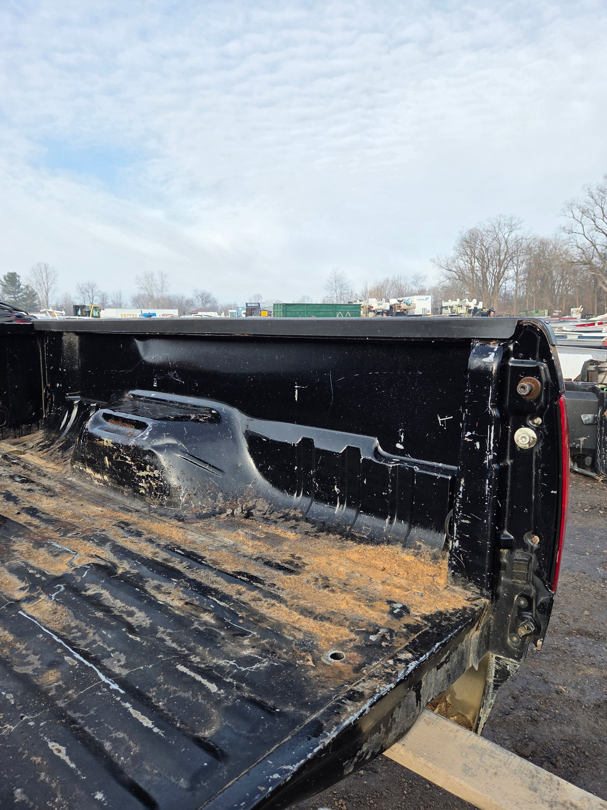 1999-2010 Ford Super Duty F250 F350 6' 9" Short Truck Bed
